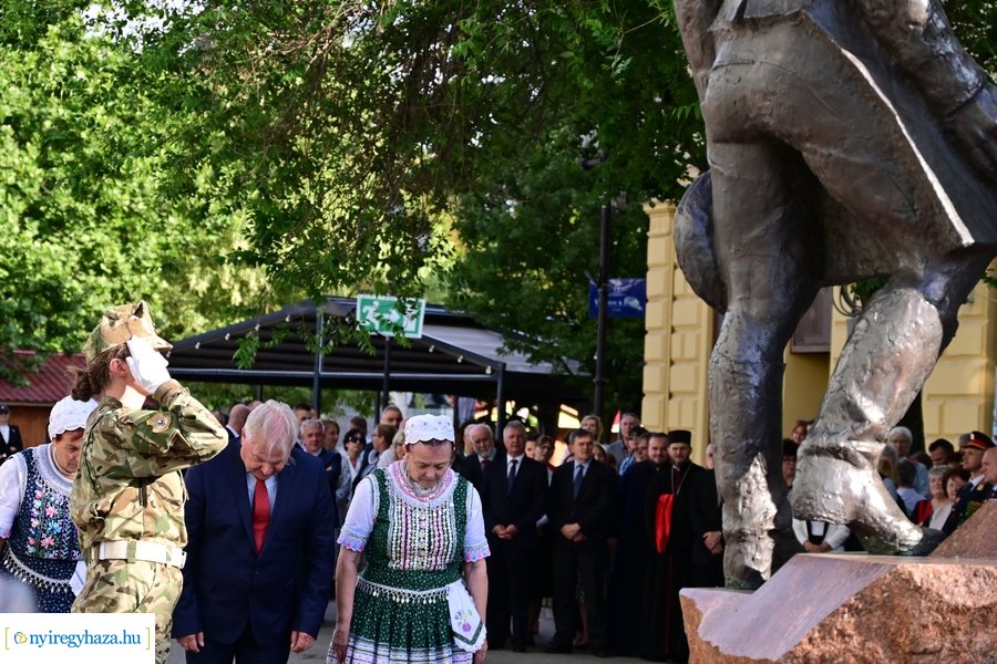 Városnap 2024 - emlékező koszorúzás