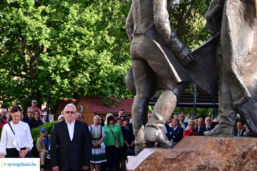 Városnap 2024 - emlékező koszorúzás