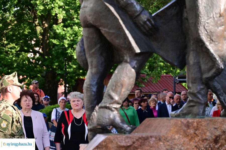 Városnap 2024 - emlékező koszorúzás