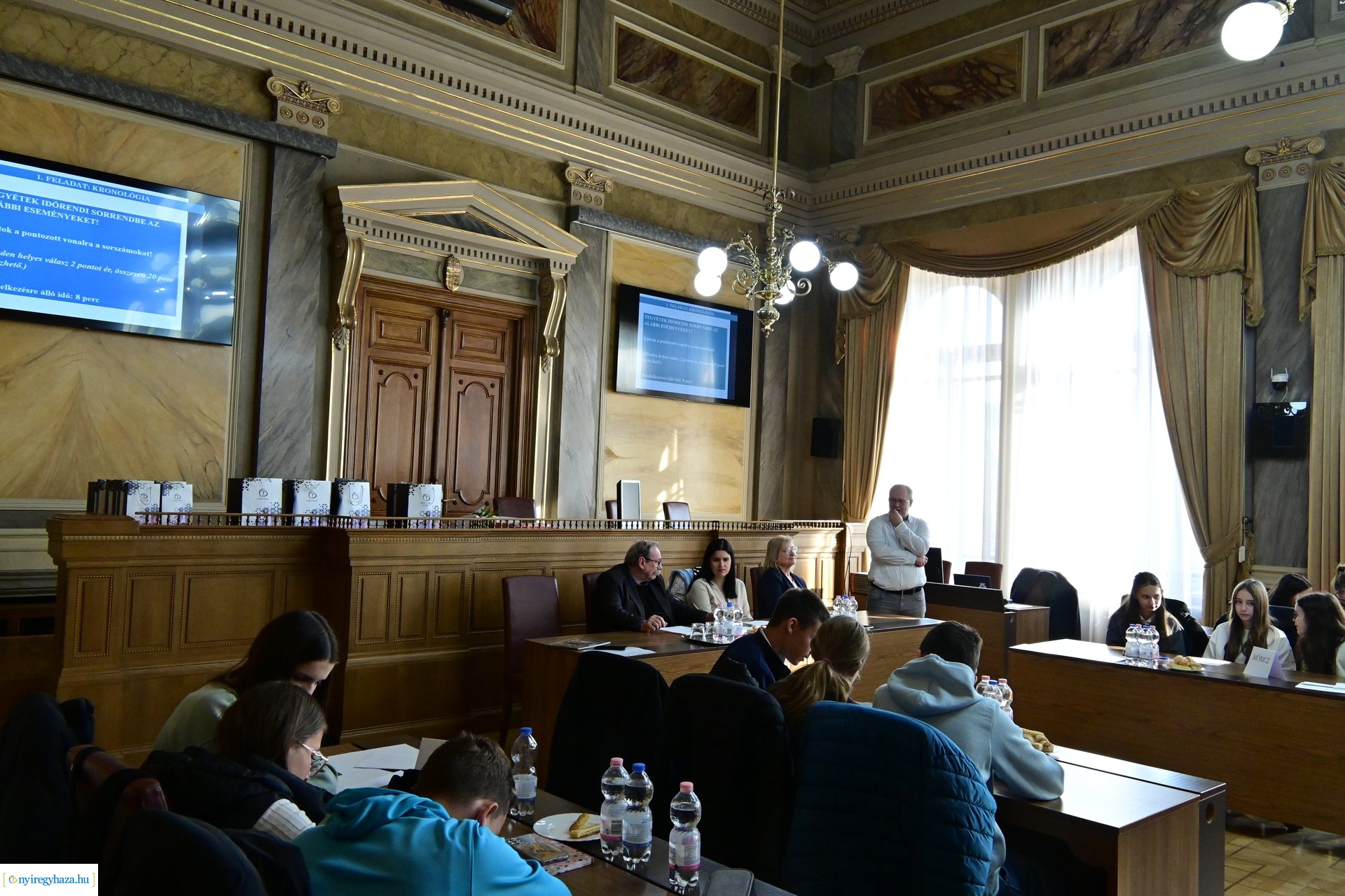 Várostörténeti vetélkedő a Városházán 20241025