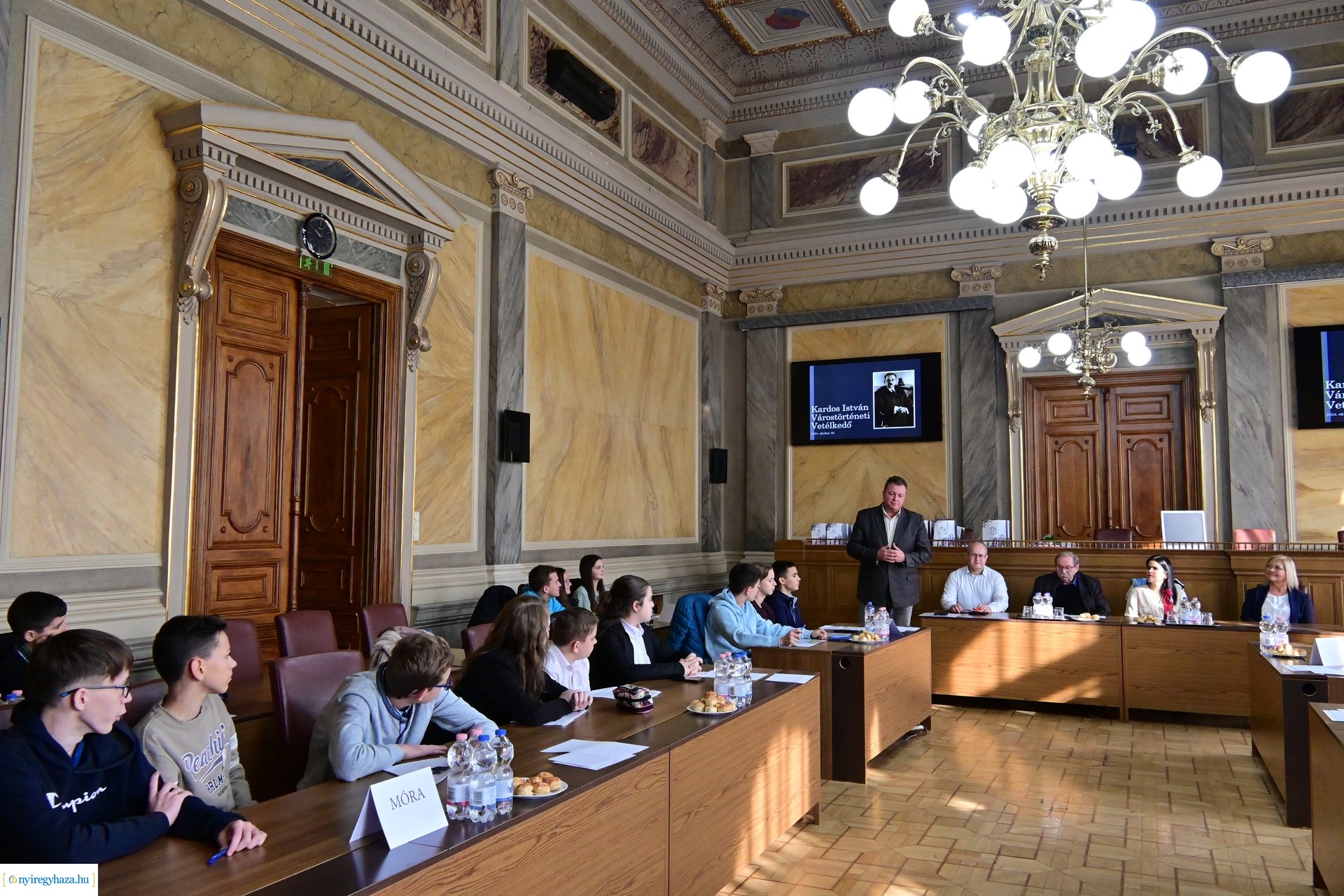 Várostörténeti vetélkedő a Városházán 20241025