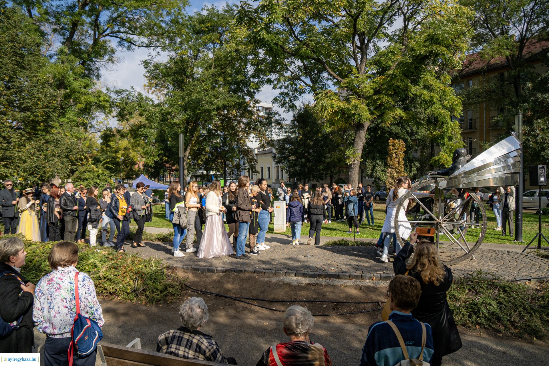 Városunk szülöttére, Krúdy Gyulára emlékeztünk a Bessenyei téren
