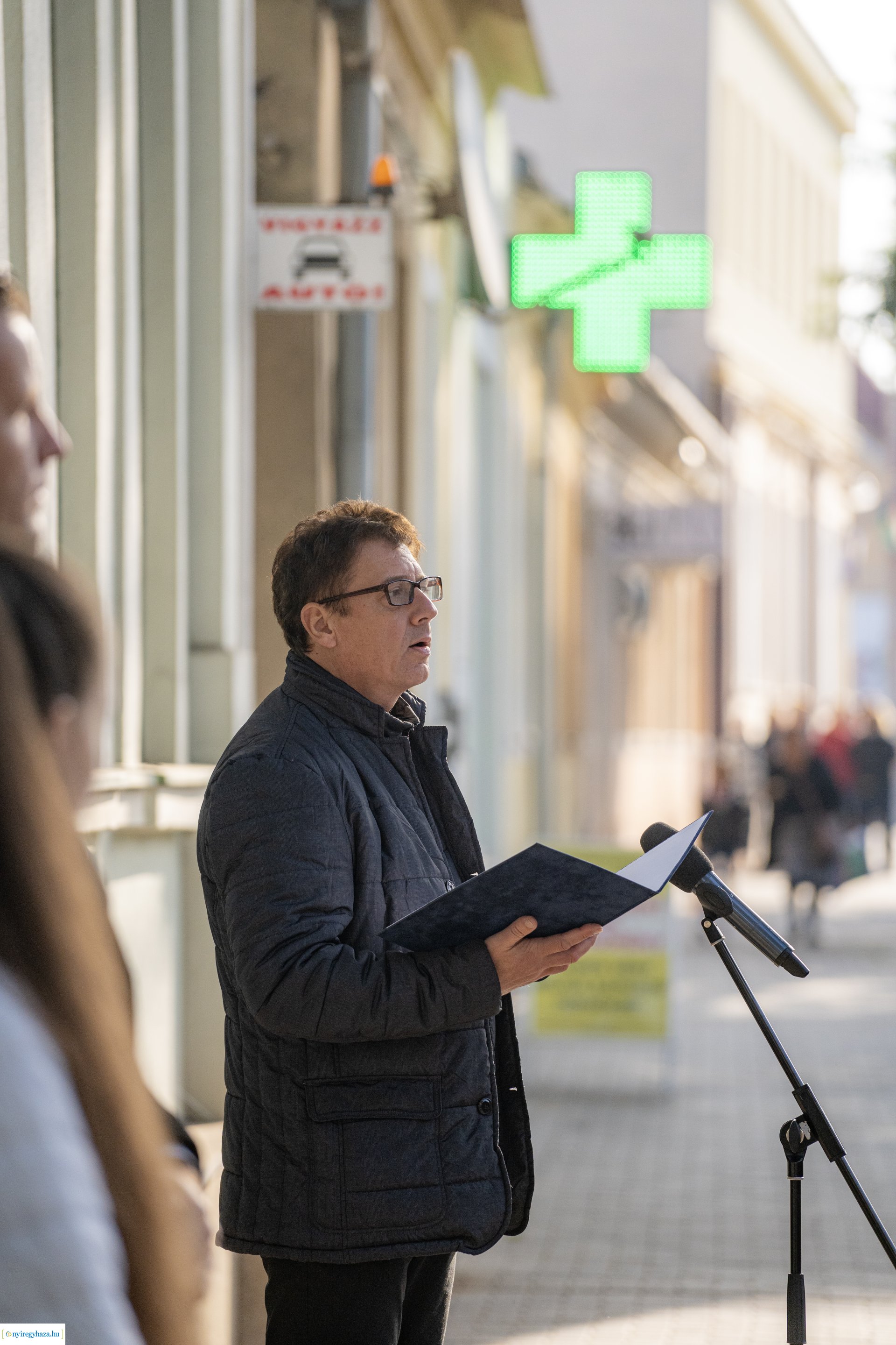 Városunk szülöttére, Krúdy Gyulára emlékeztünk szülőházánál és egykori iskolájánál