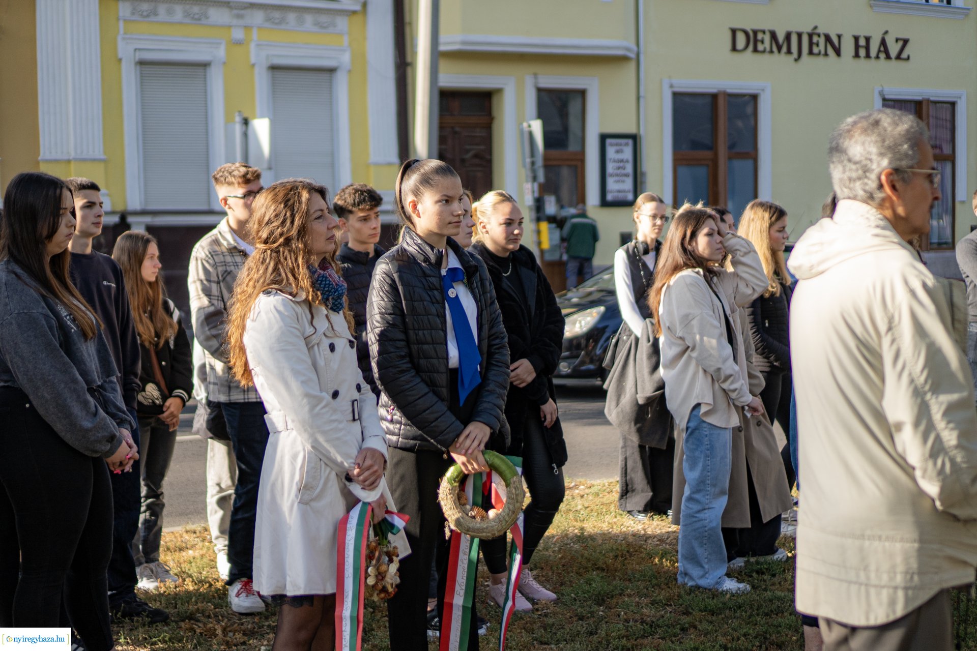 Városunk szülöttére, Krúdy Gyulára emlékeztünk szülőházánál és egykori iskolájánál