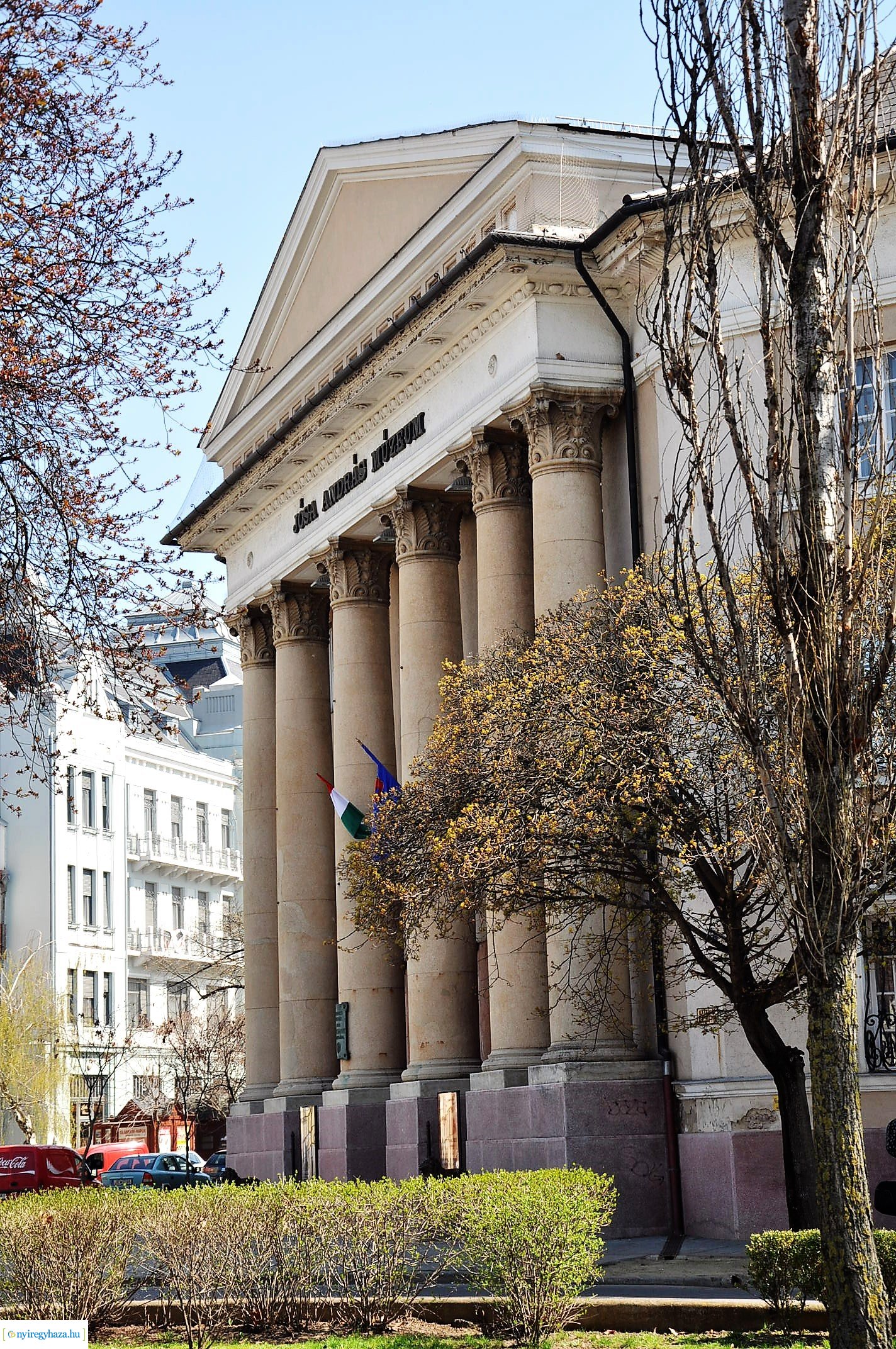 Városunk tavaszi virágai - válogatás fotóarchívumunkból