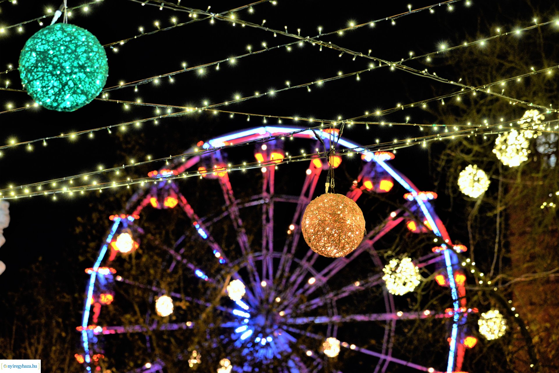 Vasárnap kigyúlnak az adventi fények Nyíregyháza belvárosában