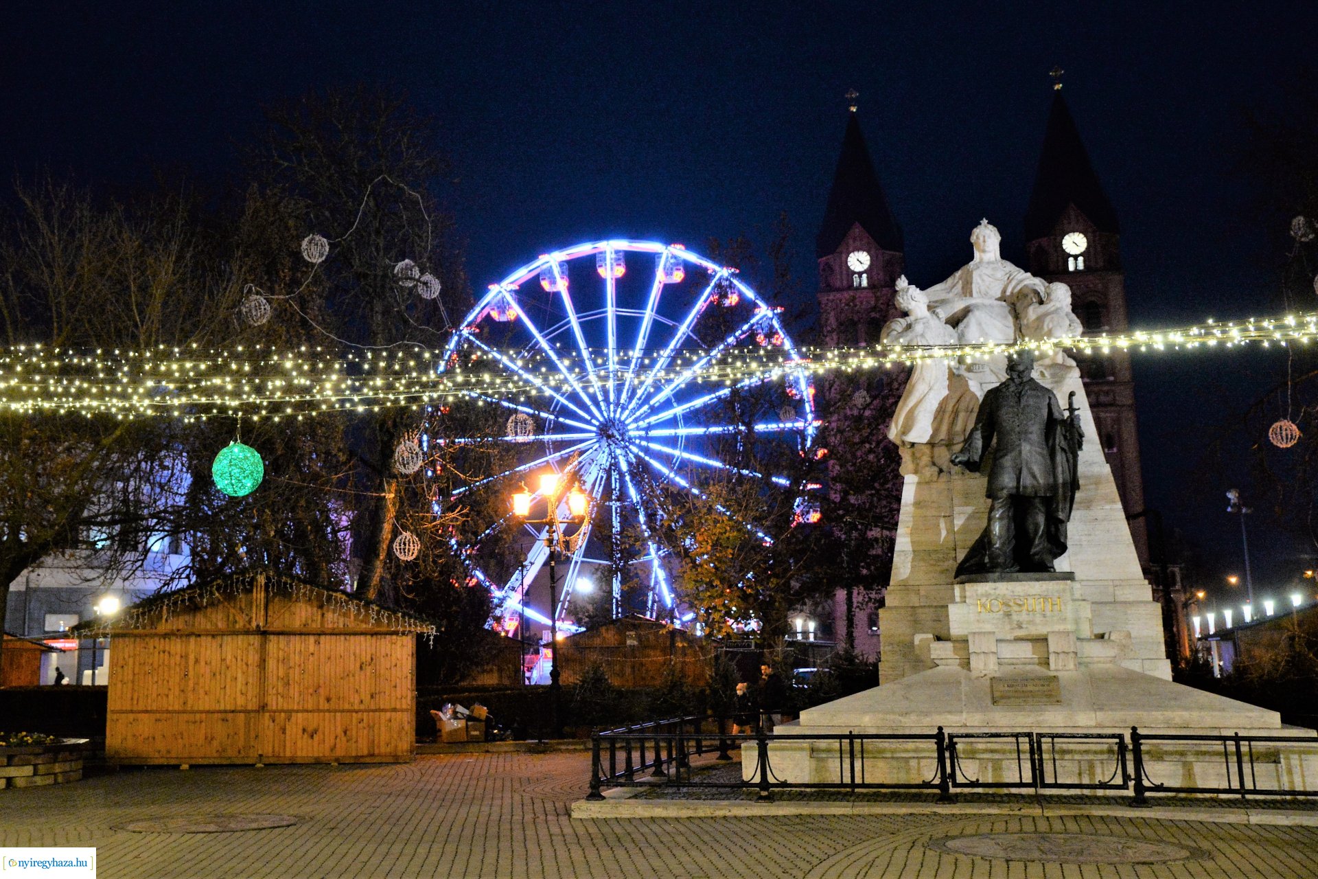 Vasárnap kigyúlnak az adventi fények Nyíregyháza belvárosában