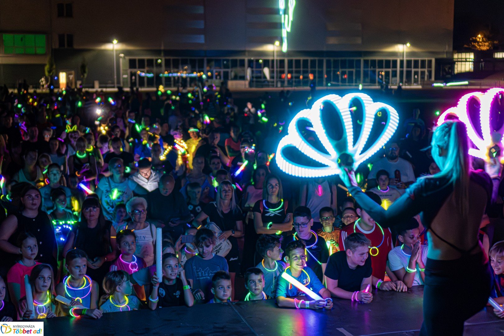 Ve-LED Futás az Nyíregyházi Atlétikai Centrumban