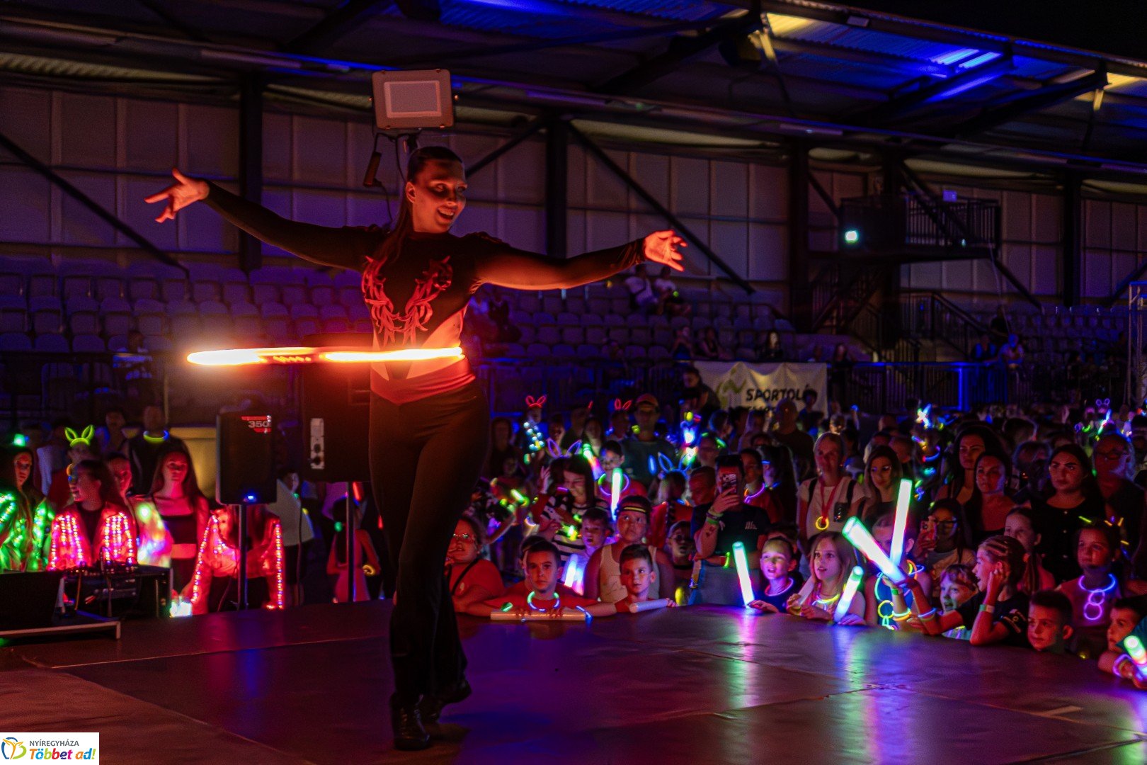 Ve-LED Futás az Nyíregyházi Atlétikai Centrumban