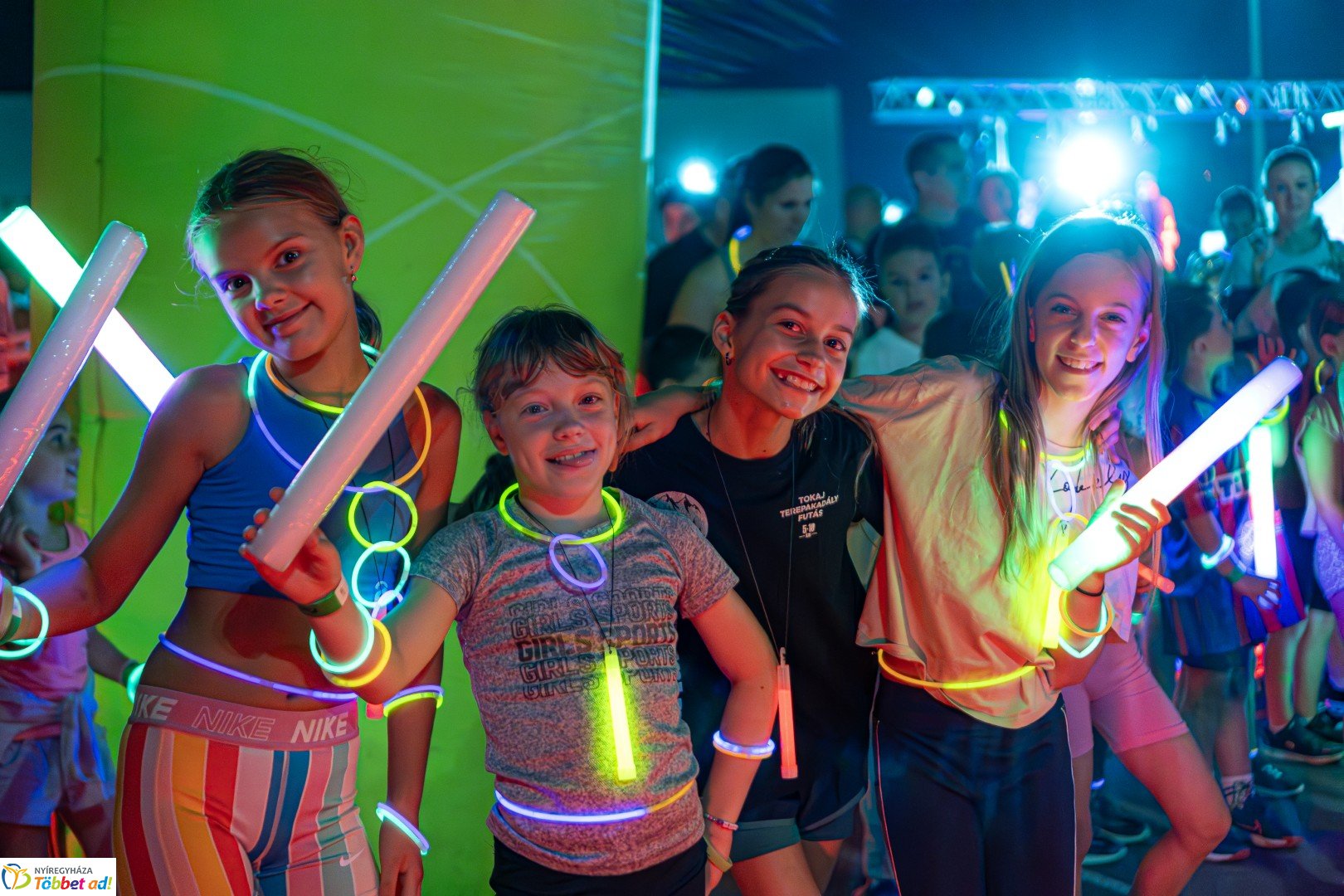 Ve-LED Futás az Nyíregyházi Atlétikai Centrumban