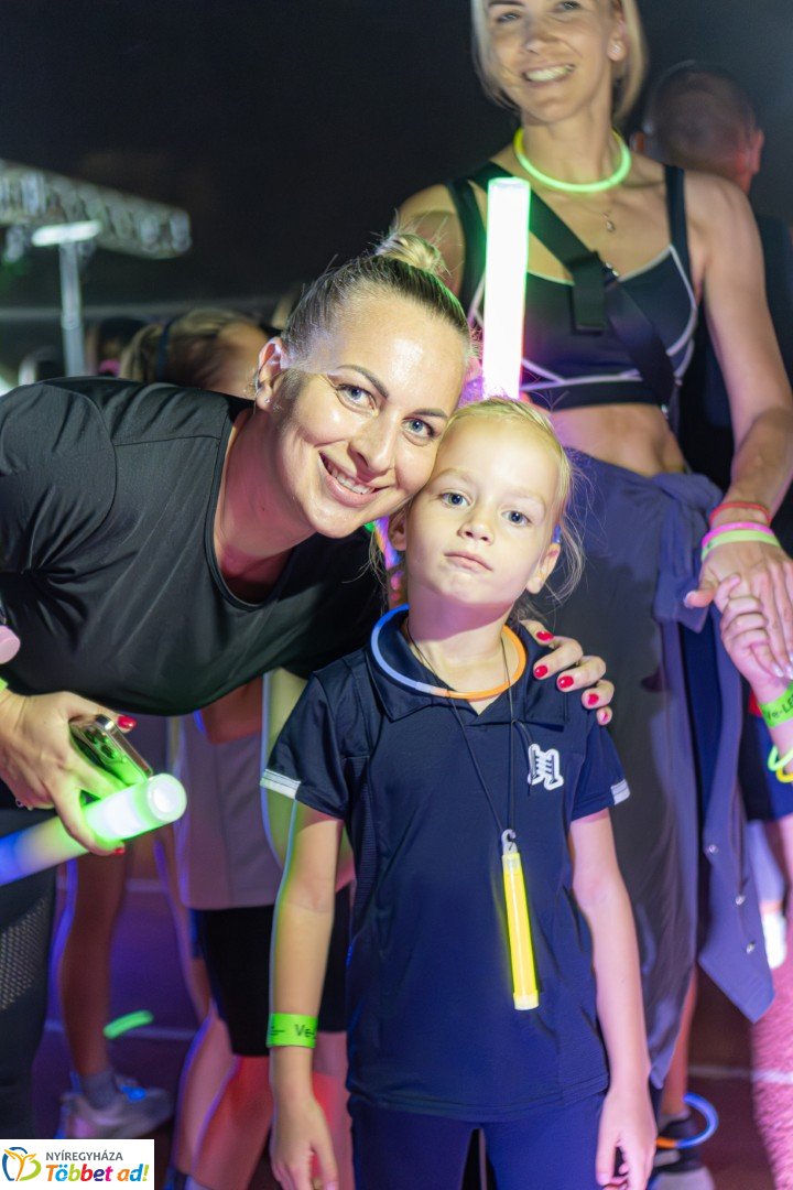 Ve-LED Futás az Nyíregyházi Atlétikai Centrumban