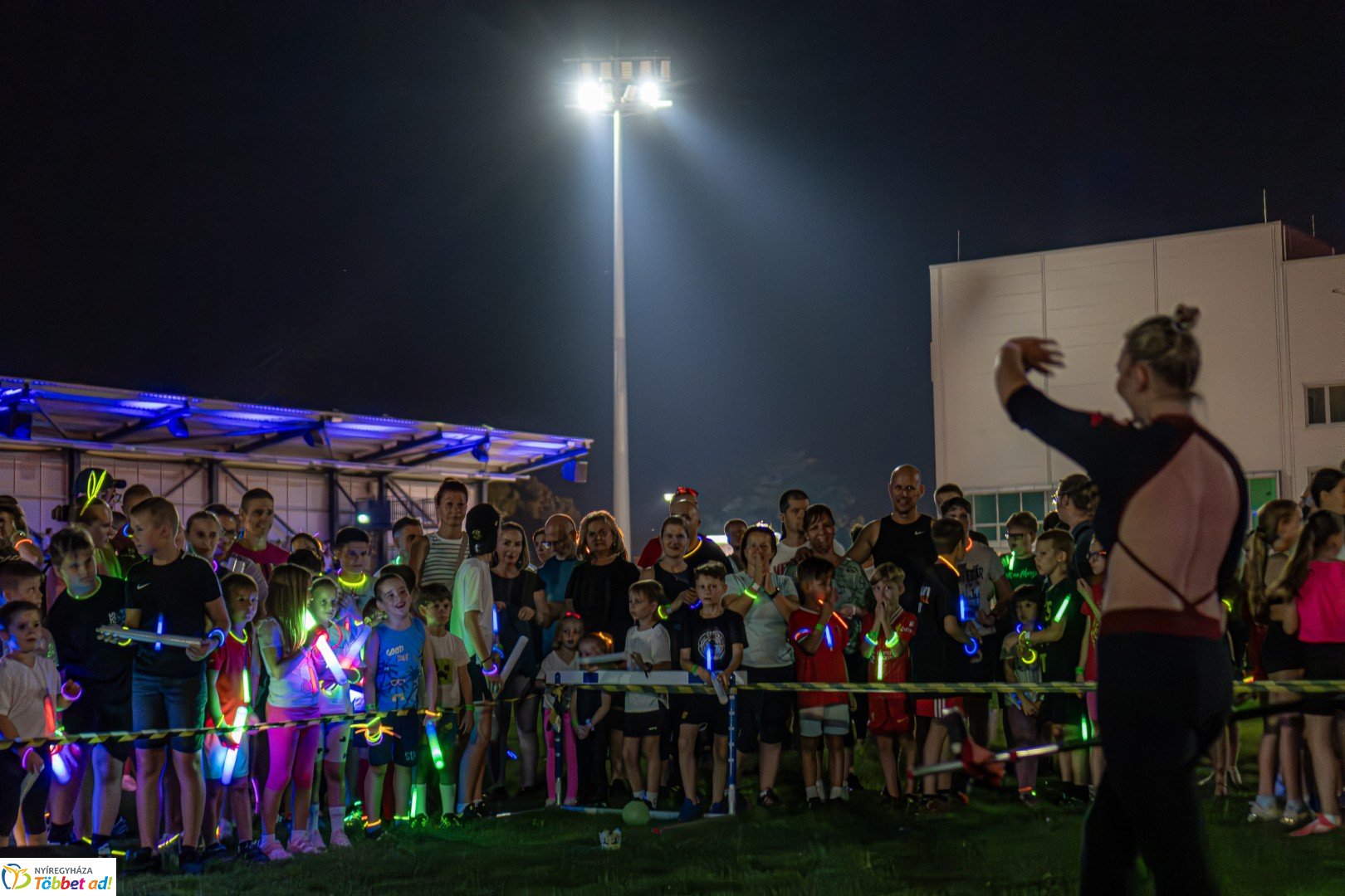 Ve-LED Futás az Nyíregyházi Atlétikai Centrumban