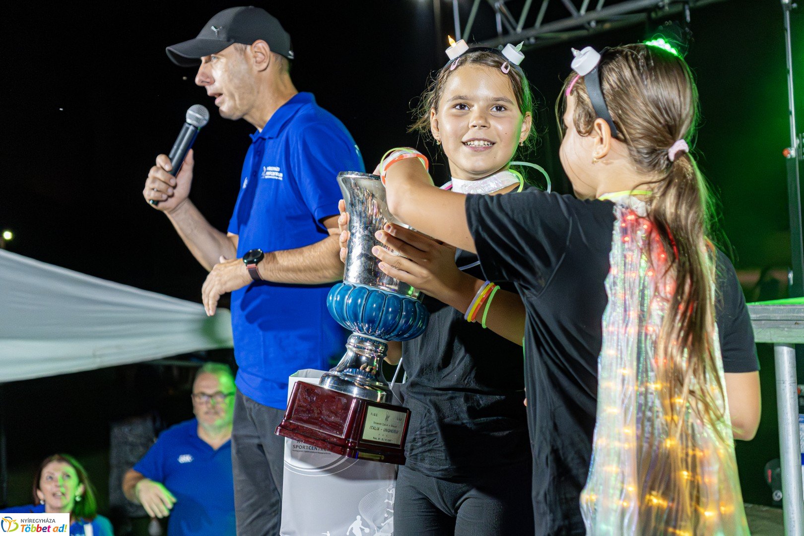 Ve-LED Futás az Nyíregyházi Atlétikai Centrumban