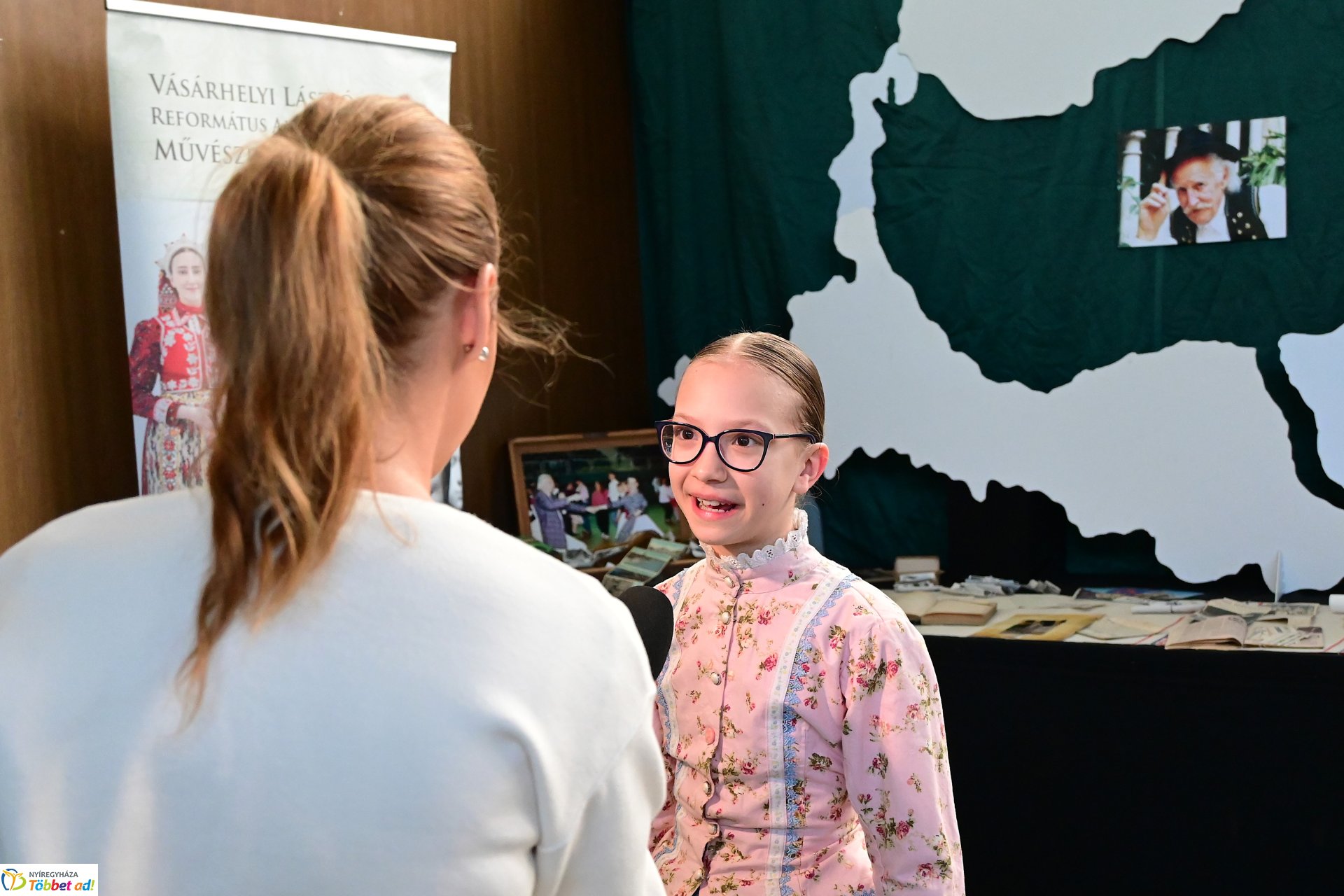 Vécsey-Vásárhelyi néptánc, népzenei, és népdaléneklési verseny