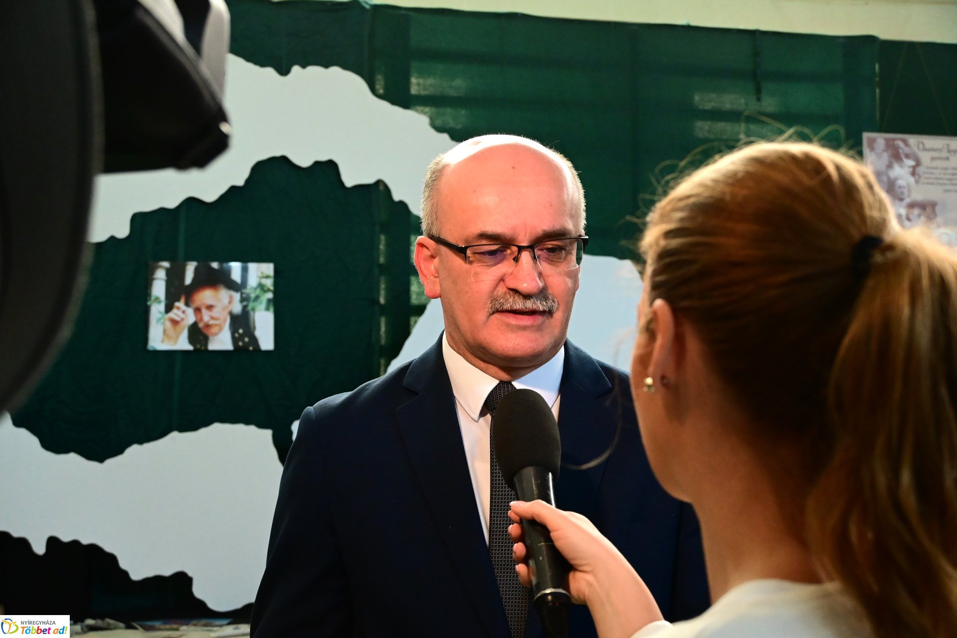 Vécsey-Vásárhelyi néptánc, népzenei, és népdaléneklési verseny