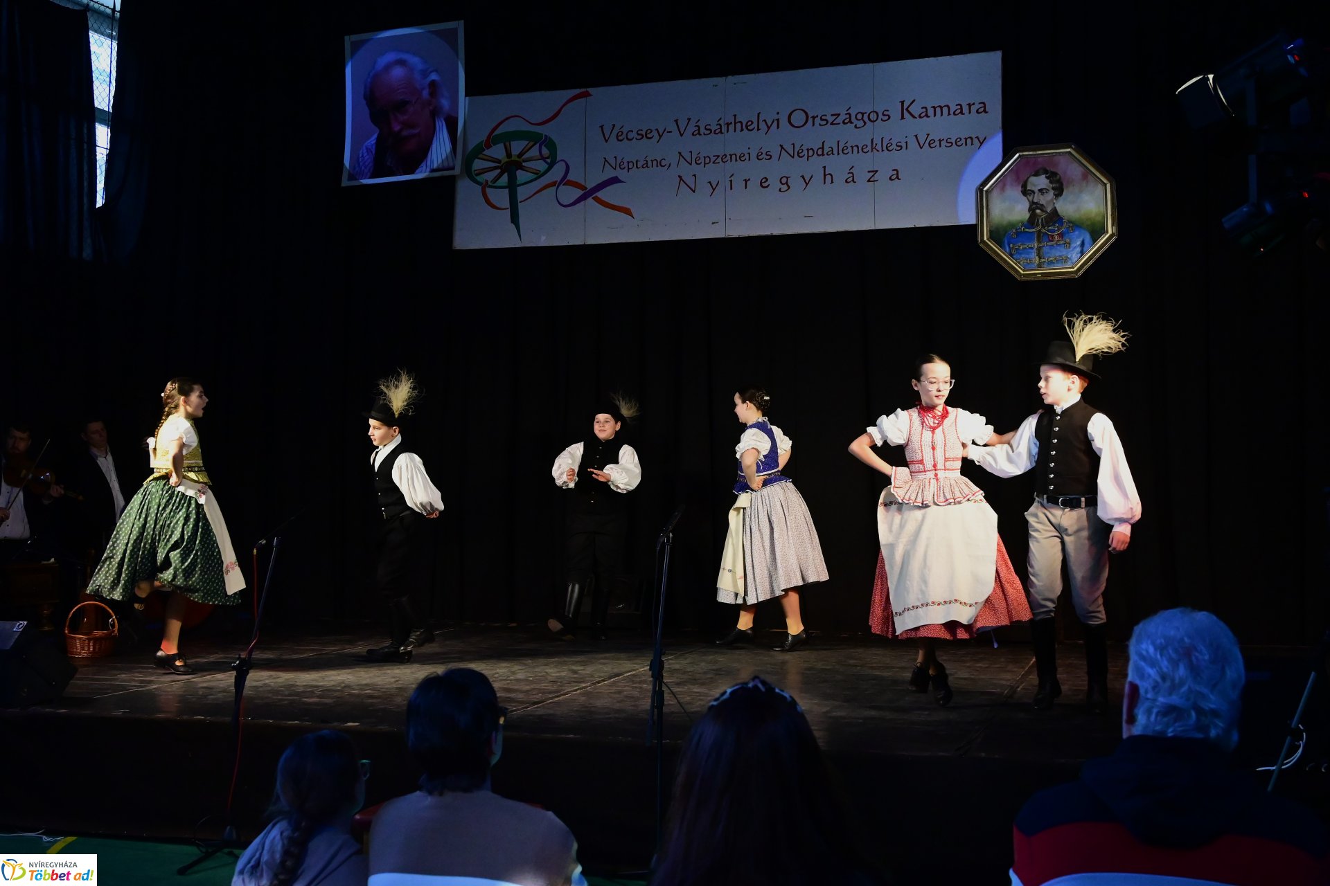 Vécsey-Vásárhelyi néptánc, népzenei, és népdaléneklési verseny