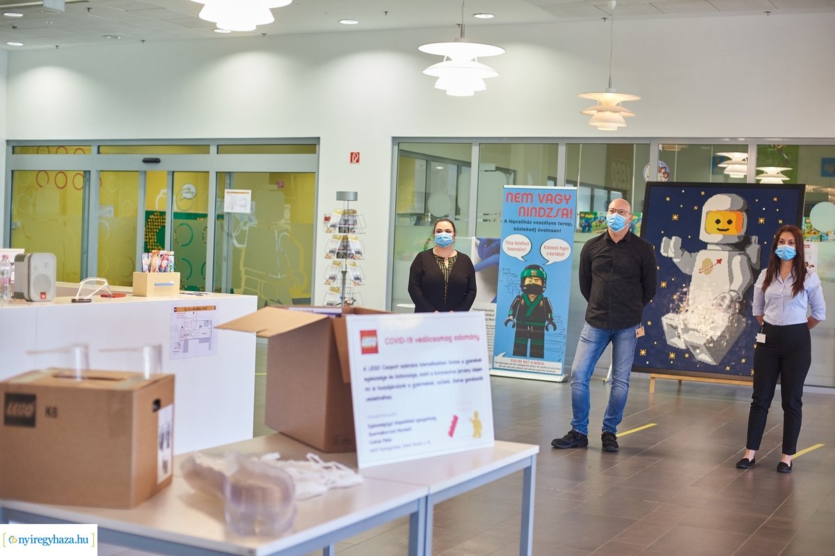 Védőszemüvegek a LEGO-tól