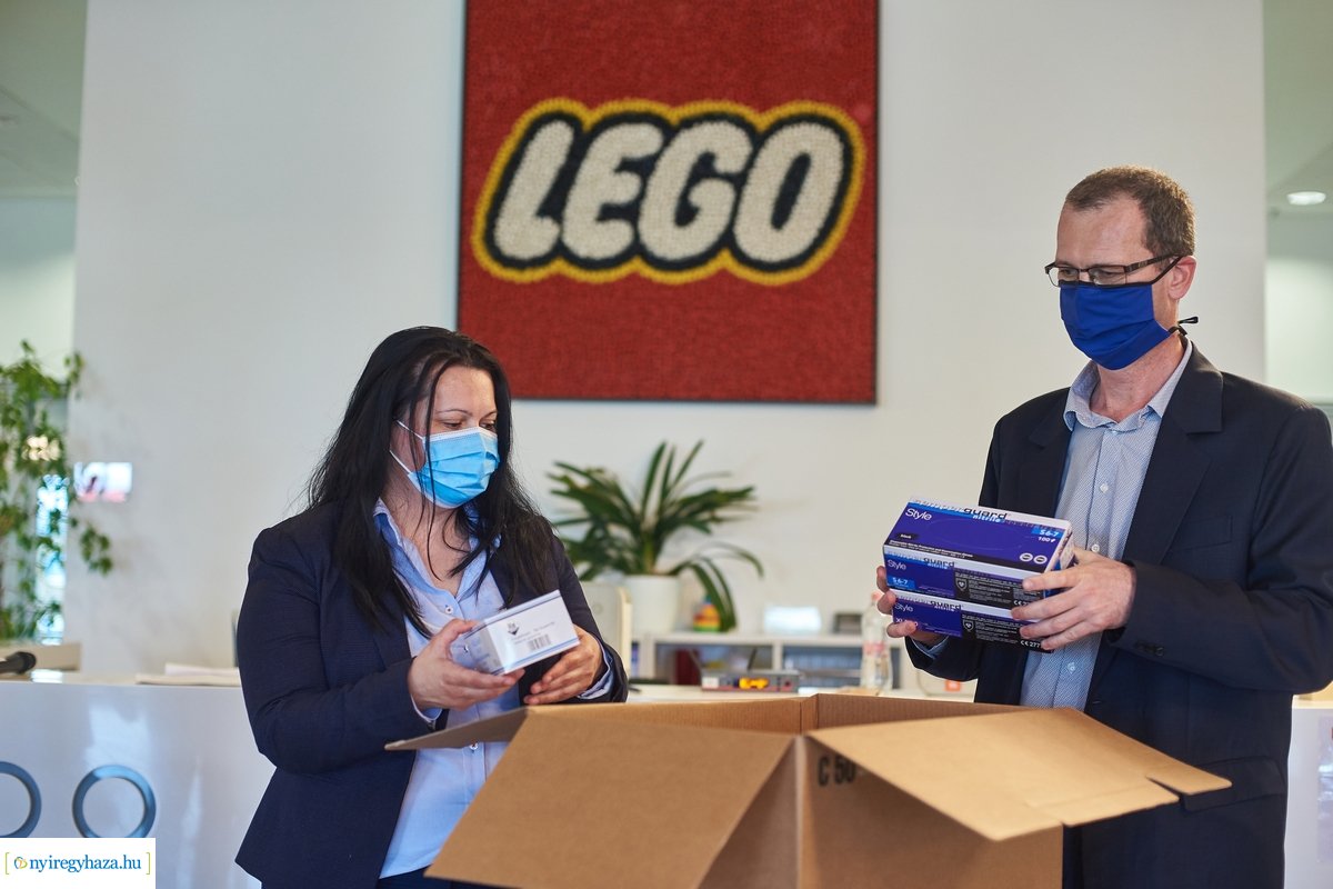 Védőszemüvegek a LEGO-tól