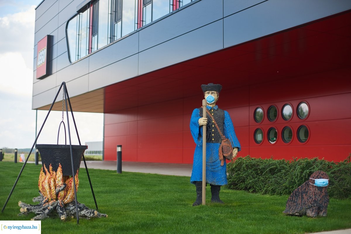 Védőszemüvegek a LEGO-tól