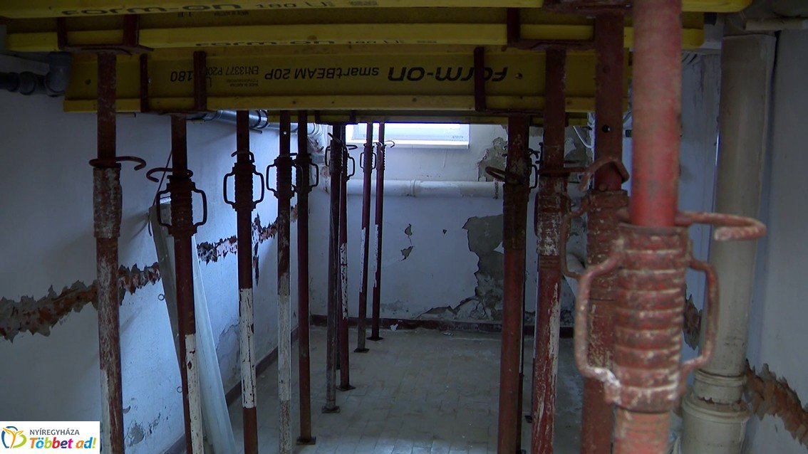 Vélemények helyett tények a jelenleg zárva tartó Júlia Fürdőről