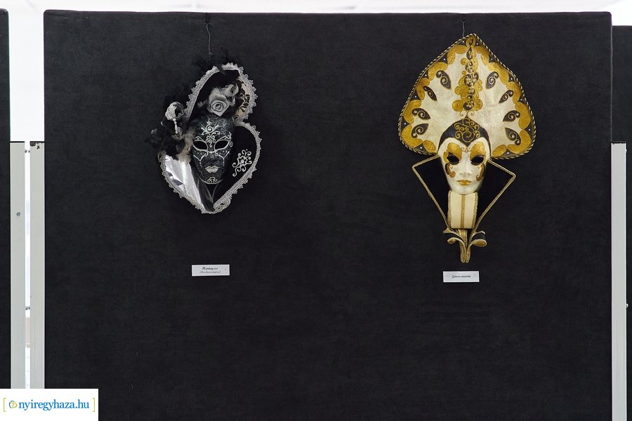 Velencei álarc kiállítás a kulturális közponban