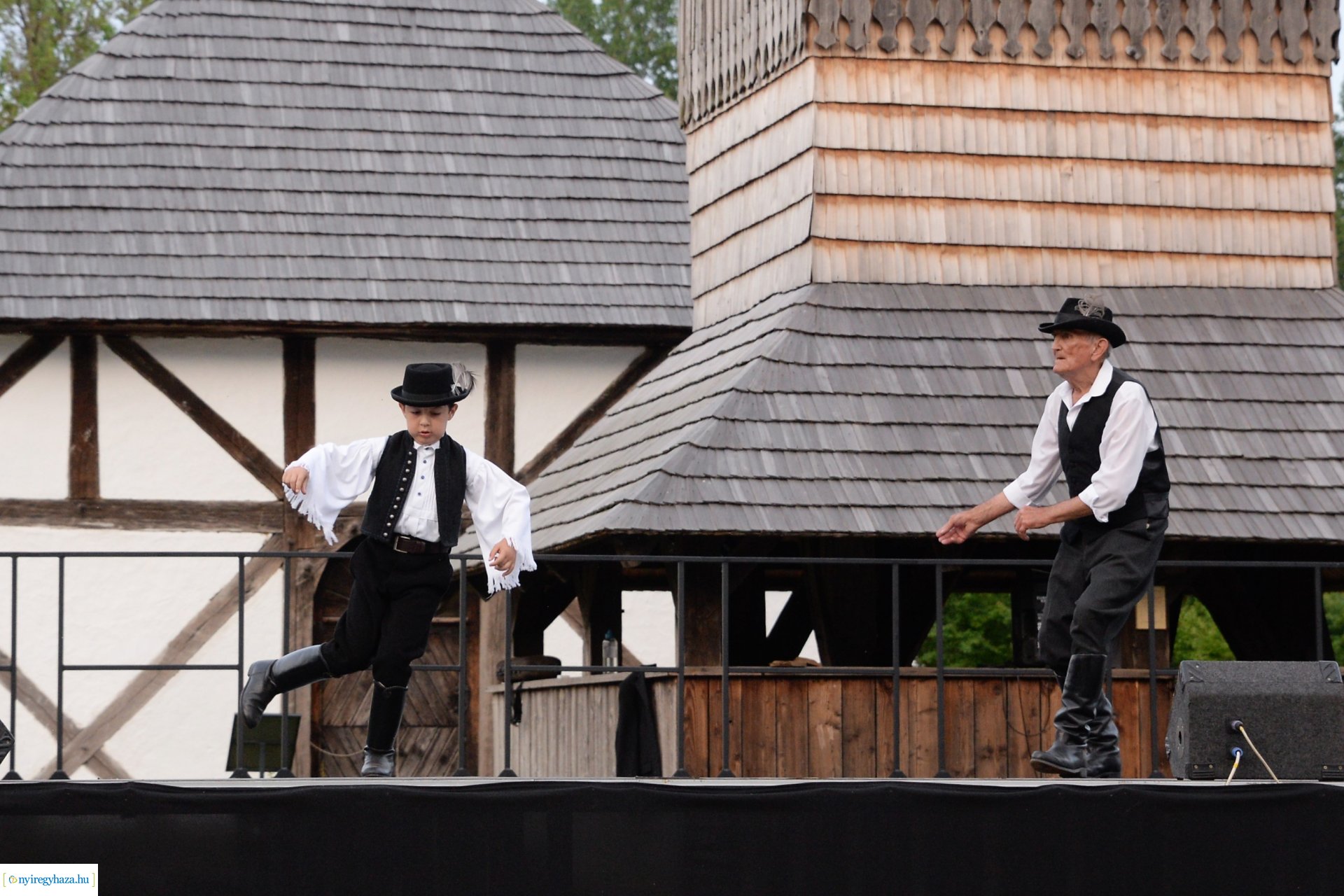 Verbunk napja gálaműsor a Sóstói Múzeumfaluban