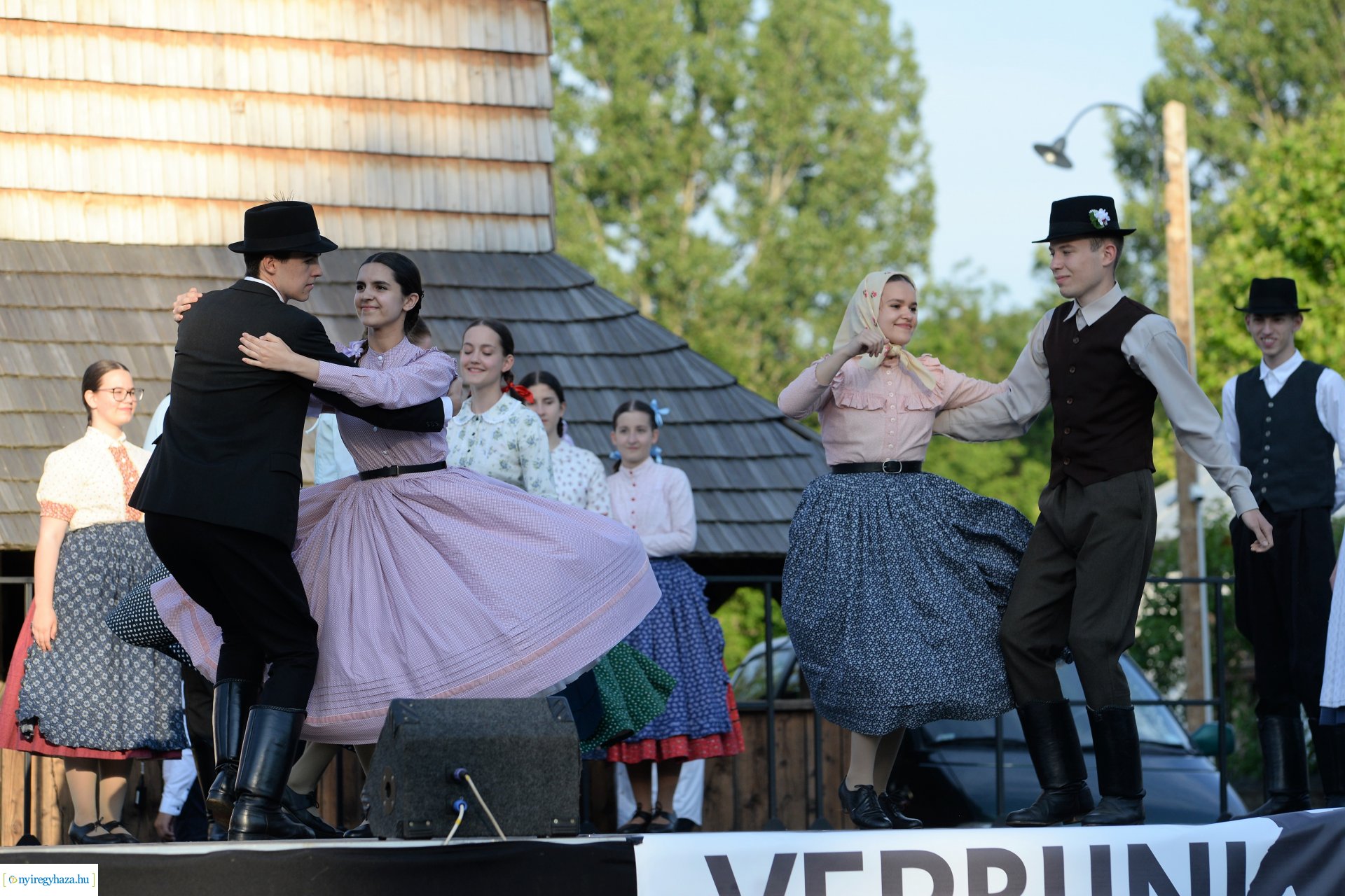 Verbunk napja gálaműsor a Sóstói Múzeumfaluban
