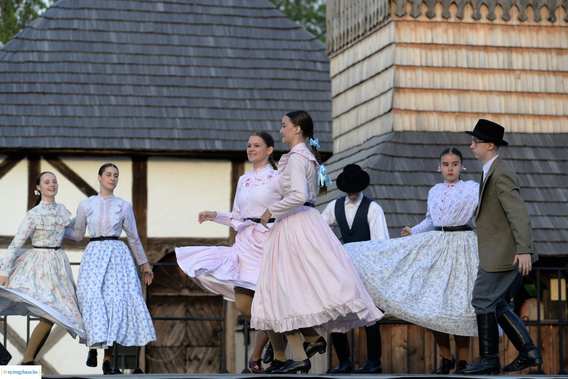 Verbunk napja gálaműsor a Sóstói Múzeumfaluban