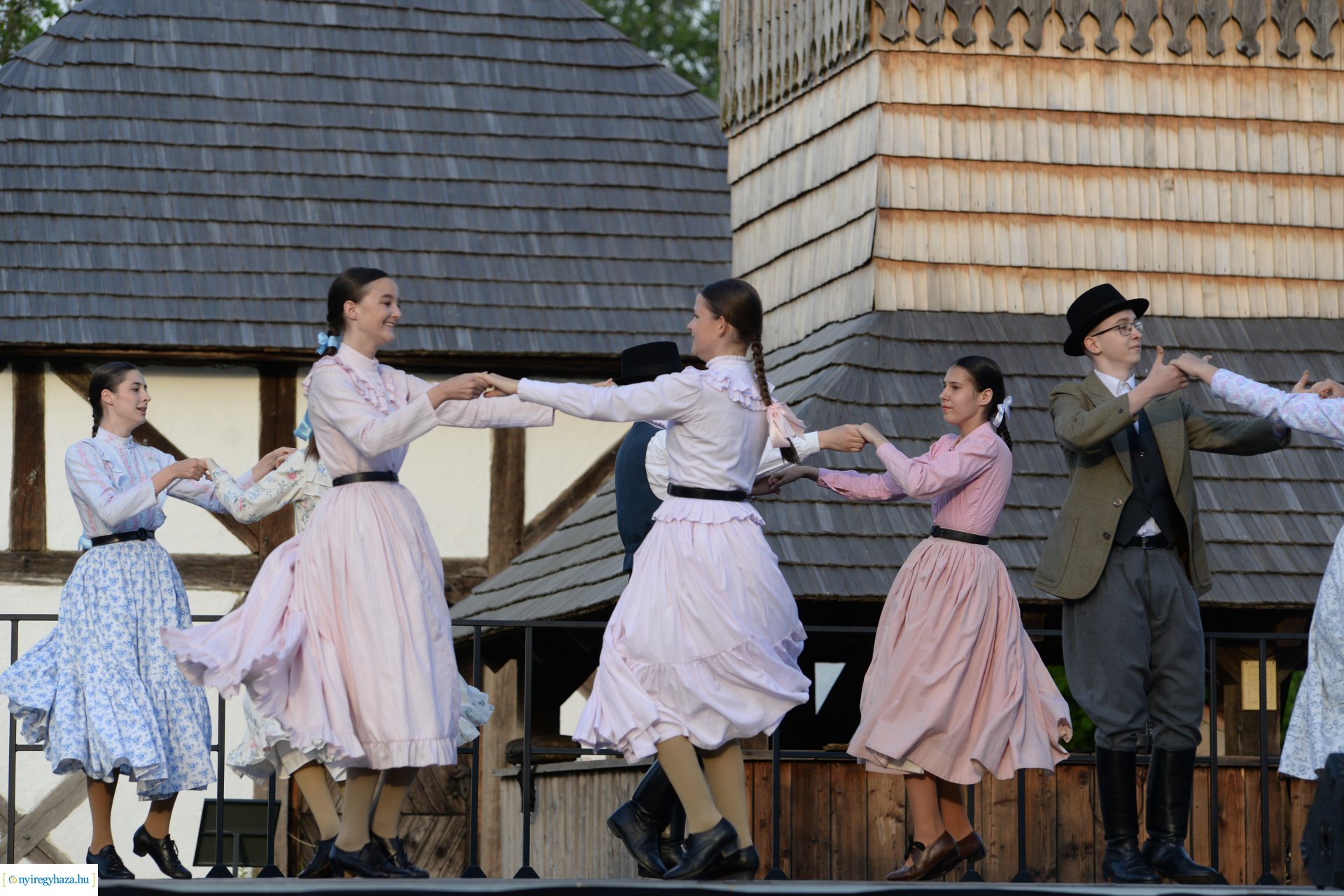 Verbunk napja gálaműsor a Sóstói Múzeumfaluban