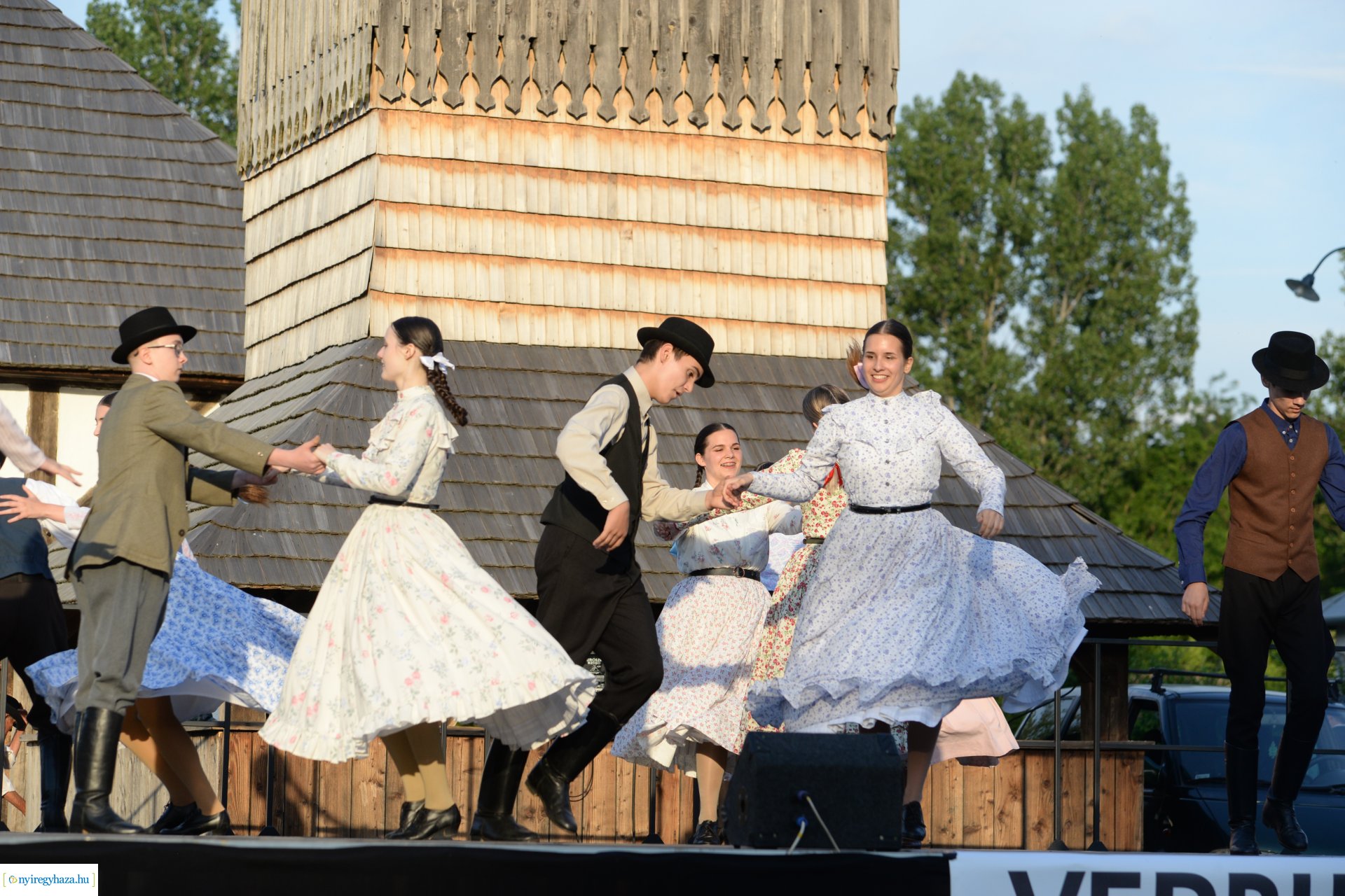 Verbunk napja gálaműsor a Sóstói Múzeumfaluban
