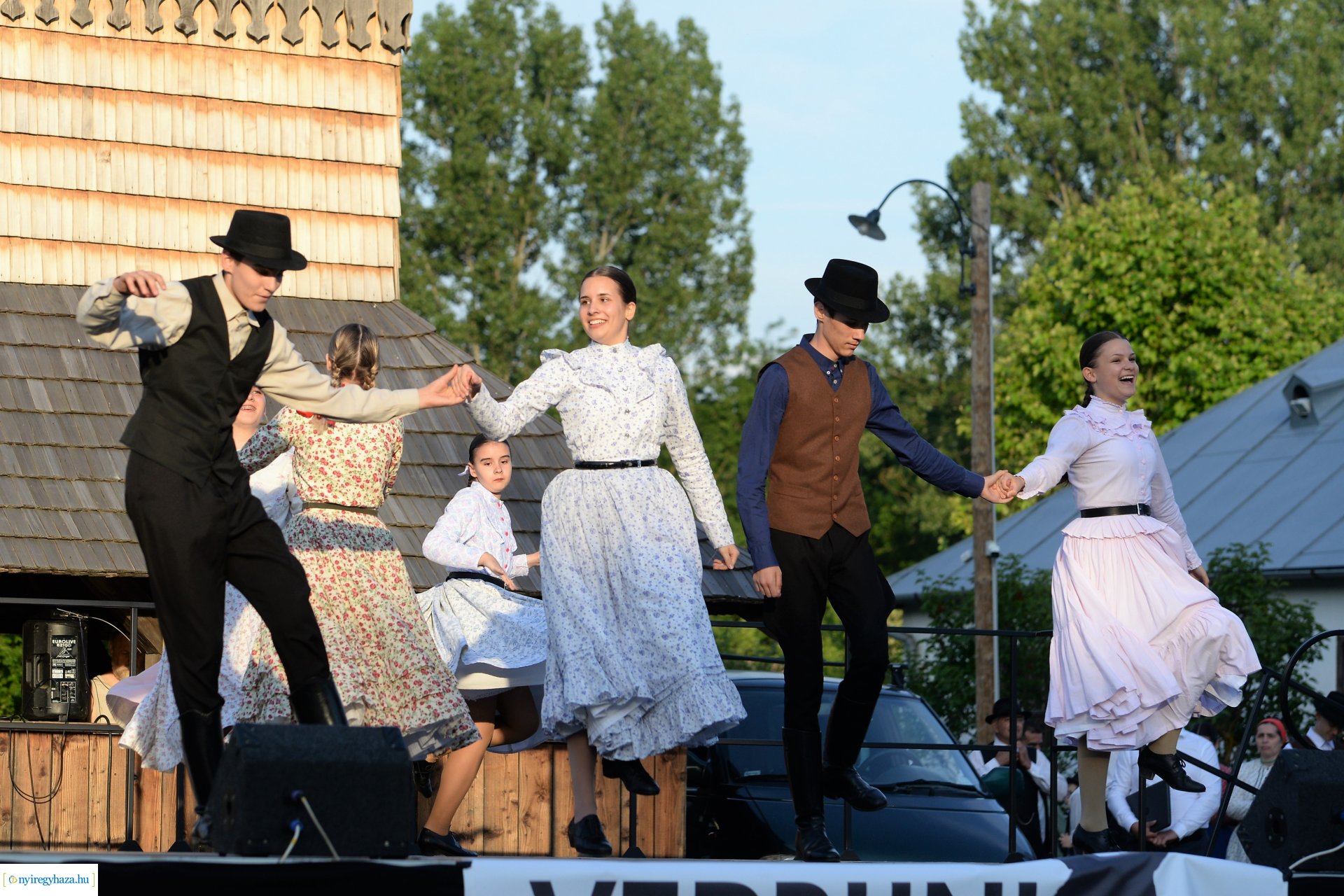 Verbunk napja gálaműsor a Sóstói Múzeumfaluban