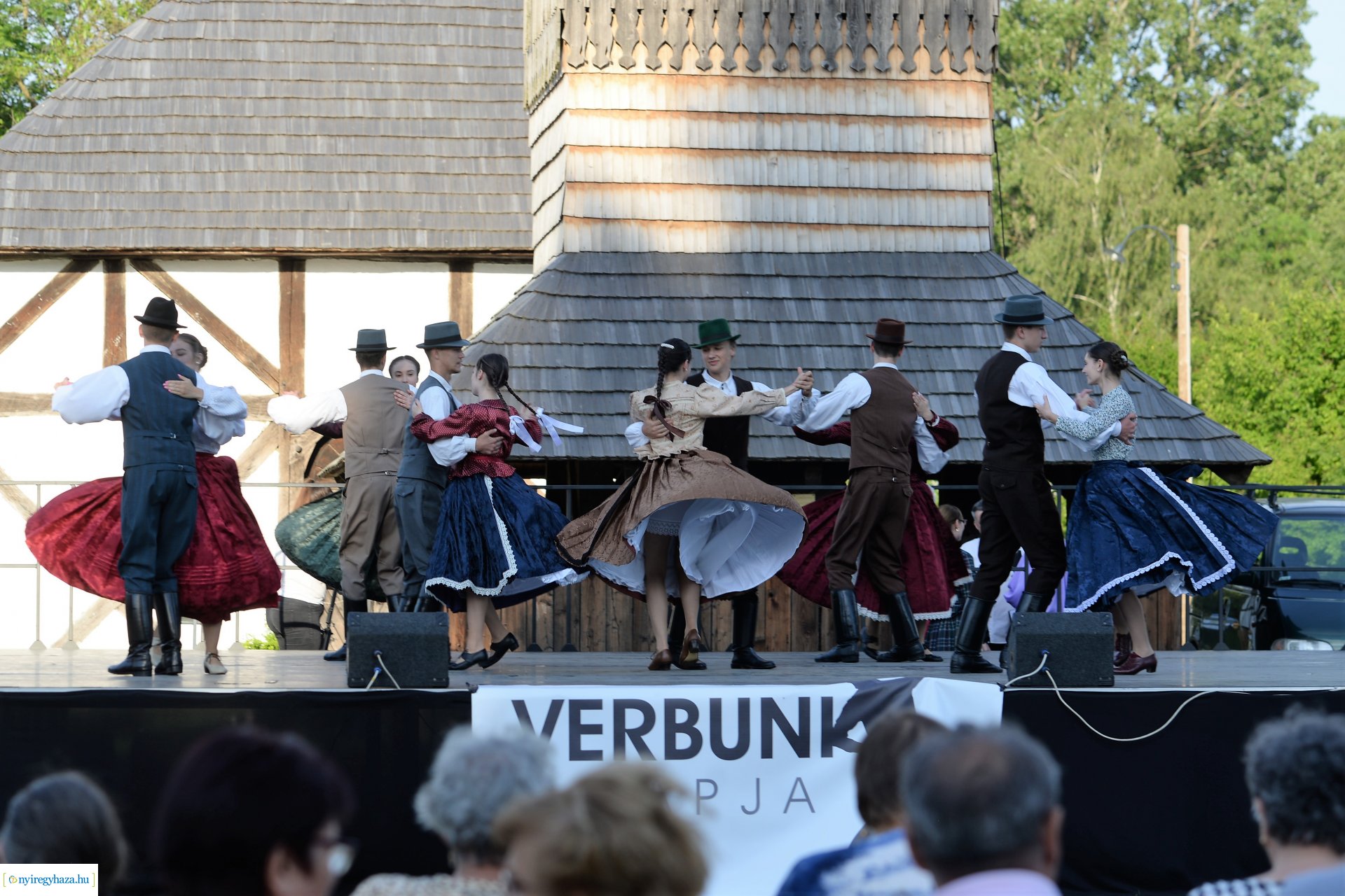 Verbunk napja gálaműsor a Sóstói Múzeumfaluban