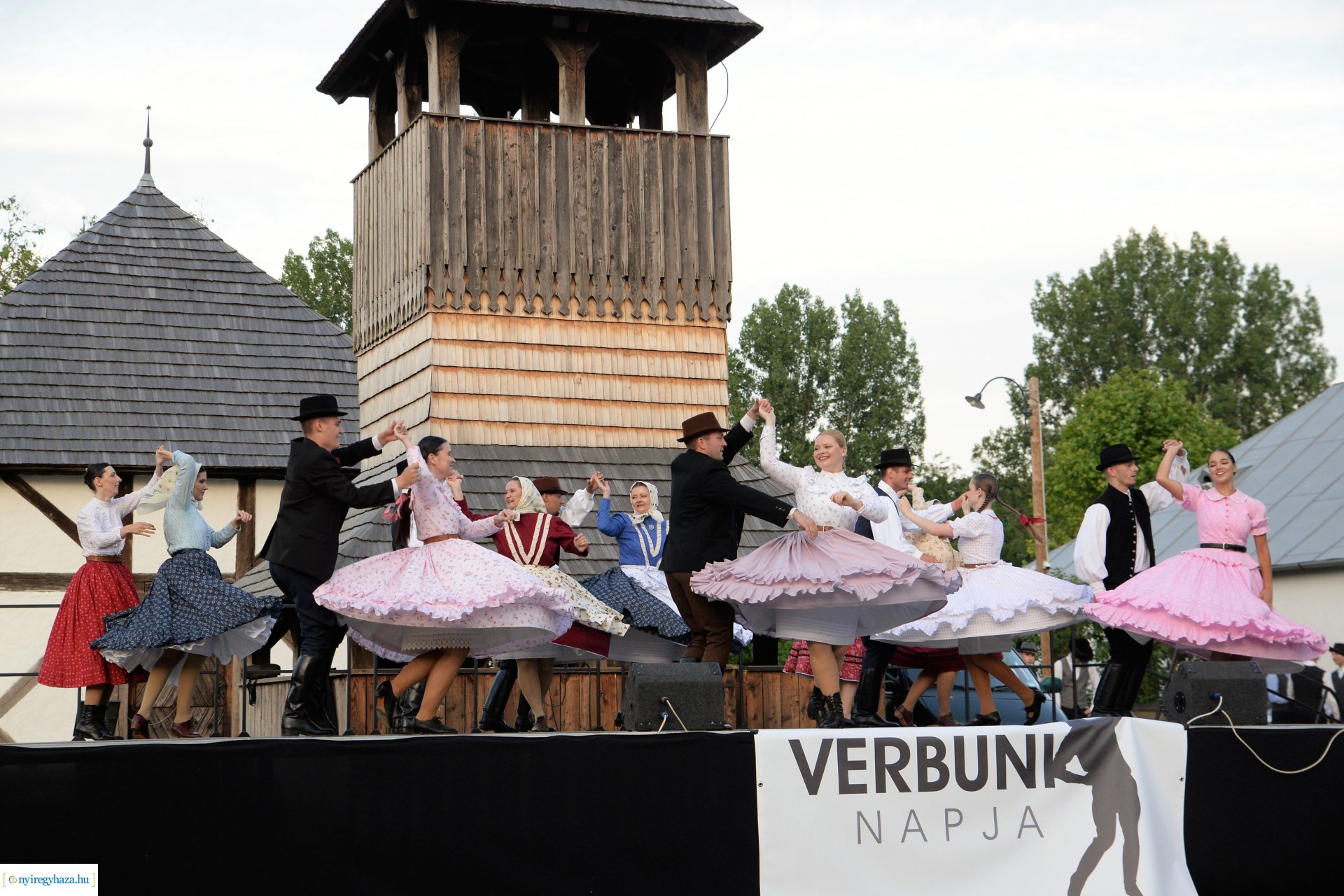 Verbunk napja gálaműsor a Sóstói Múzeumfaluban