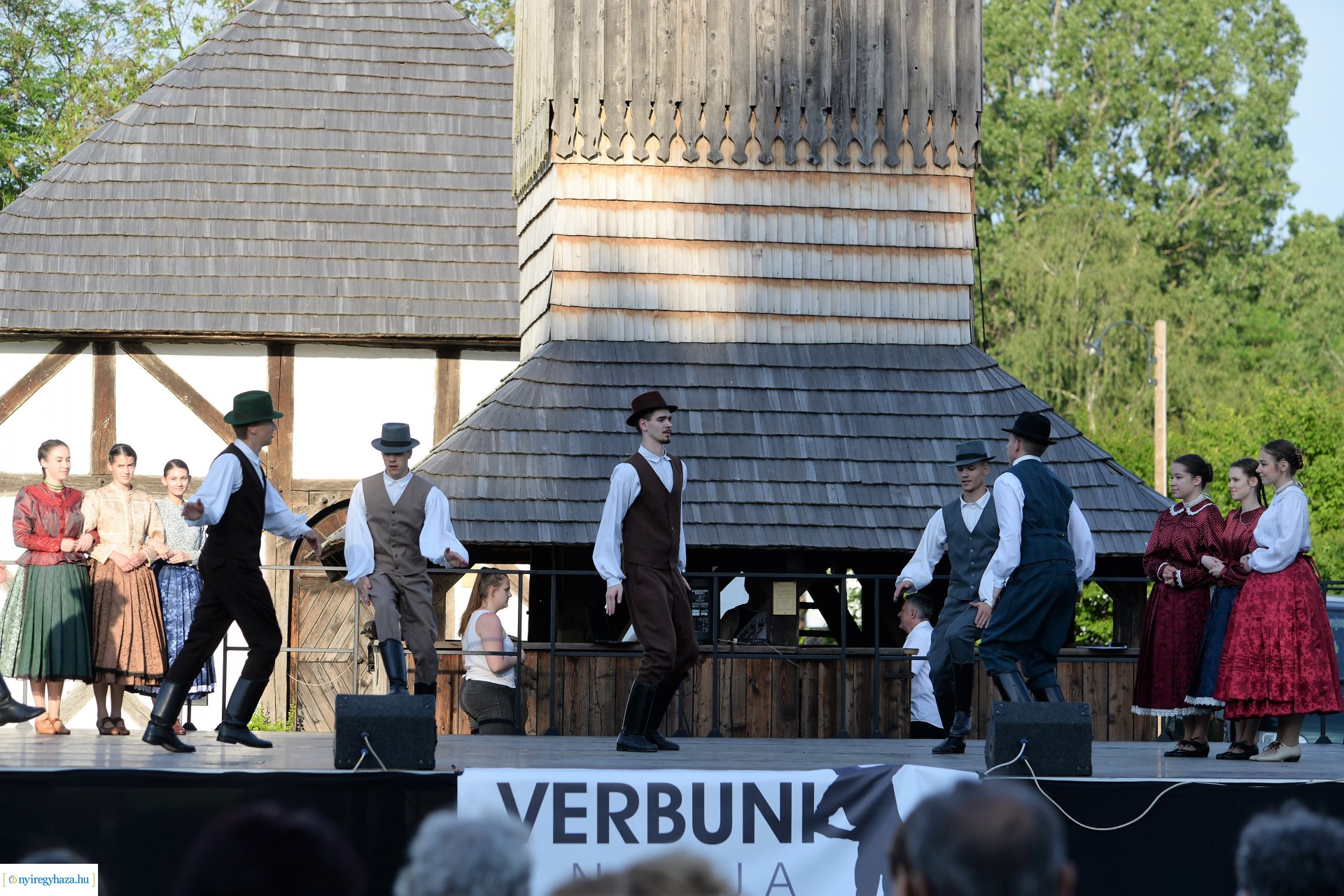 Verbunk napja gálaműsor a Sóstói Múzeumfaluban