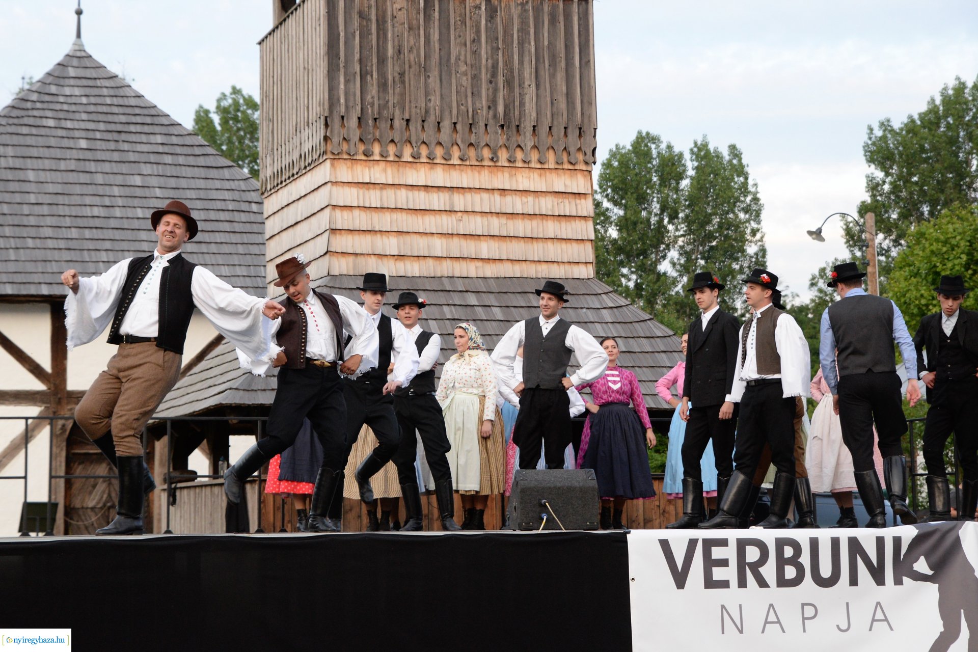 Verbunk napja gálaműsor a Sóstói Múzeumfaluban