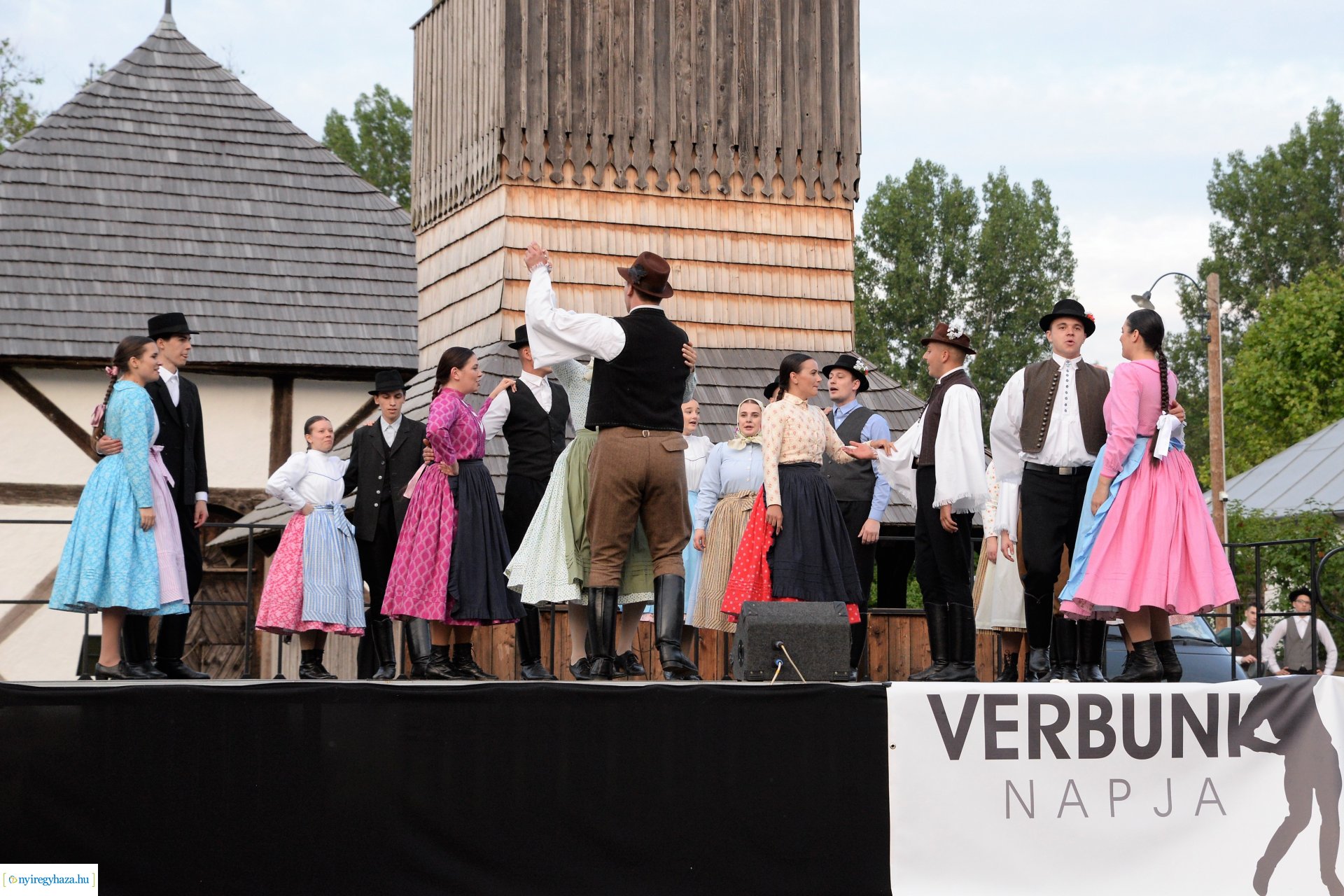 Verbunk napja gálaműsor a Sóstói Múzeumfaluban