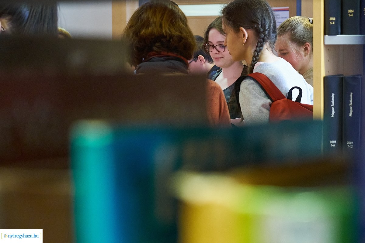 Verseny a könyvtár használatról