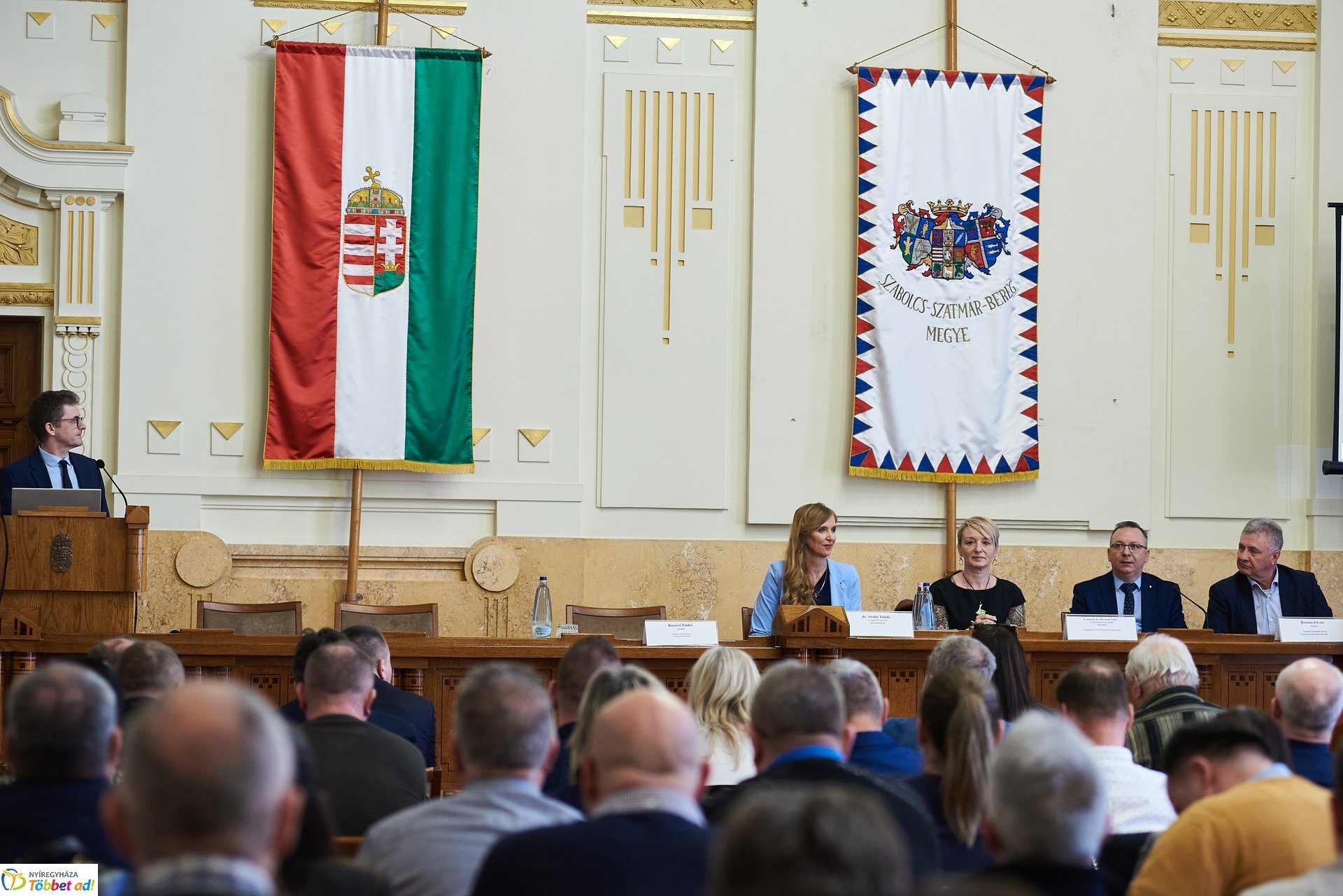 Versenyképes Járások Program szakmai fóruma a Megyeházán