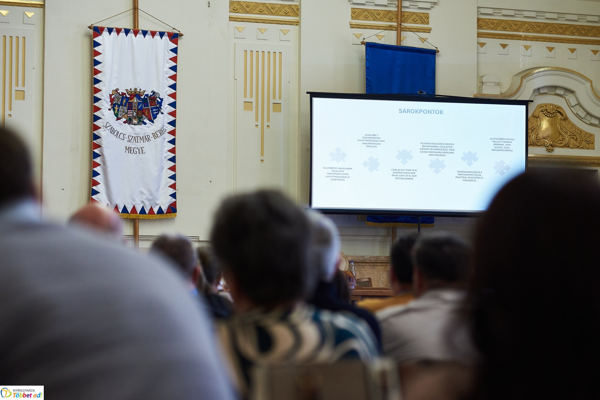 Versenyképes Járások Program szakmai fóruma a Megyeházán