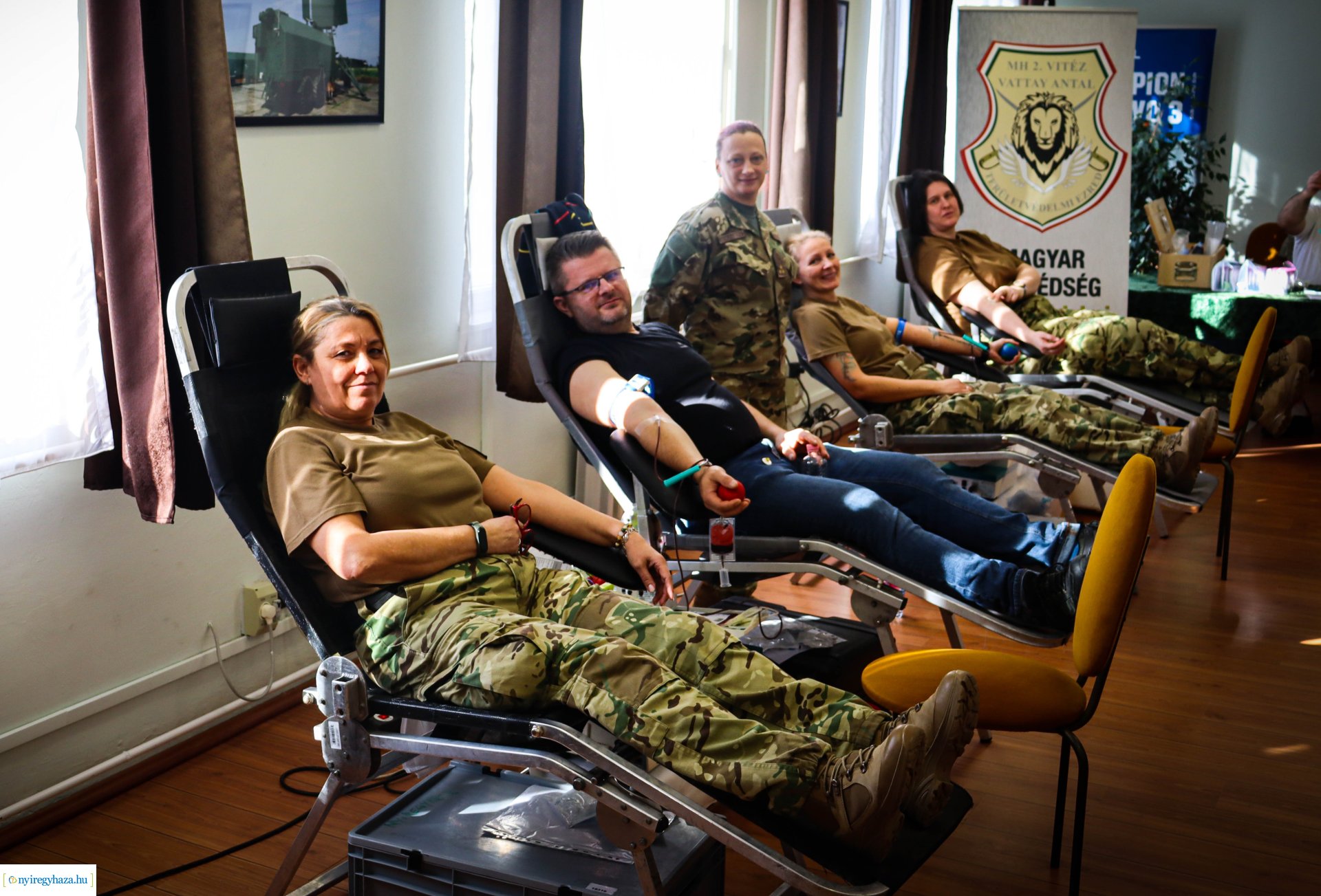 Vért adtak a katonák Nyírteleken