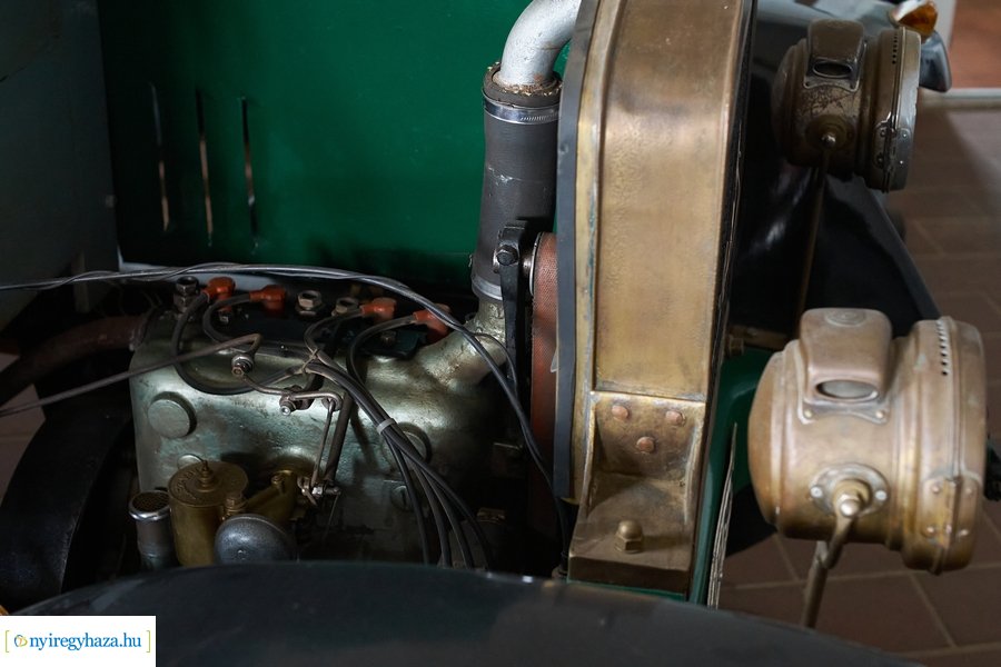 Veterán motor gyűjtemény