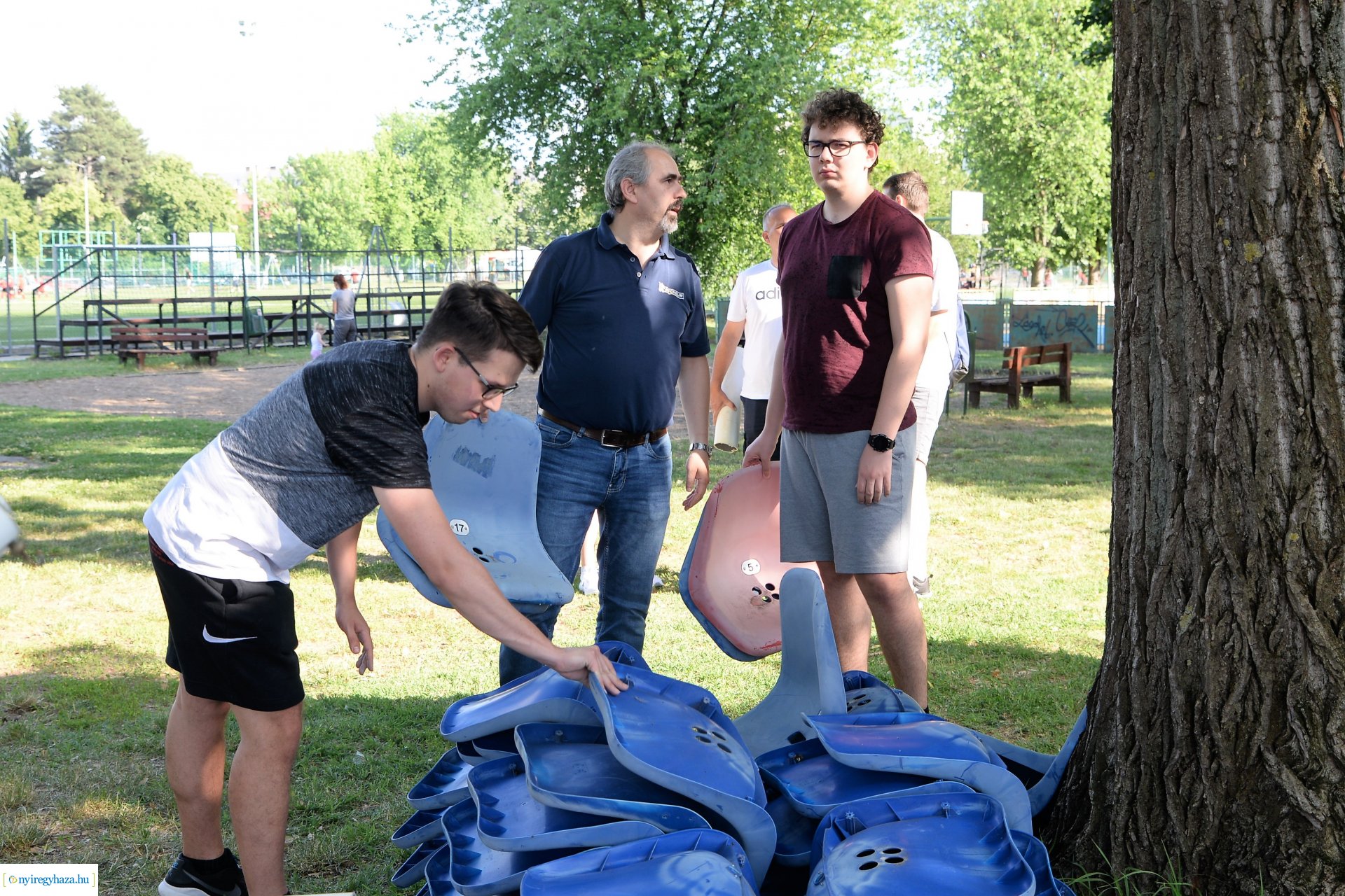 Vidd haza  a stadiont!