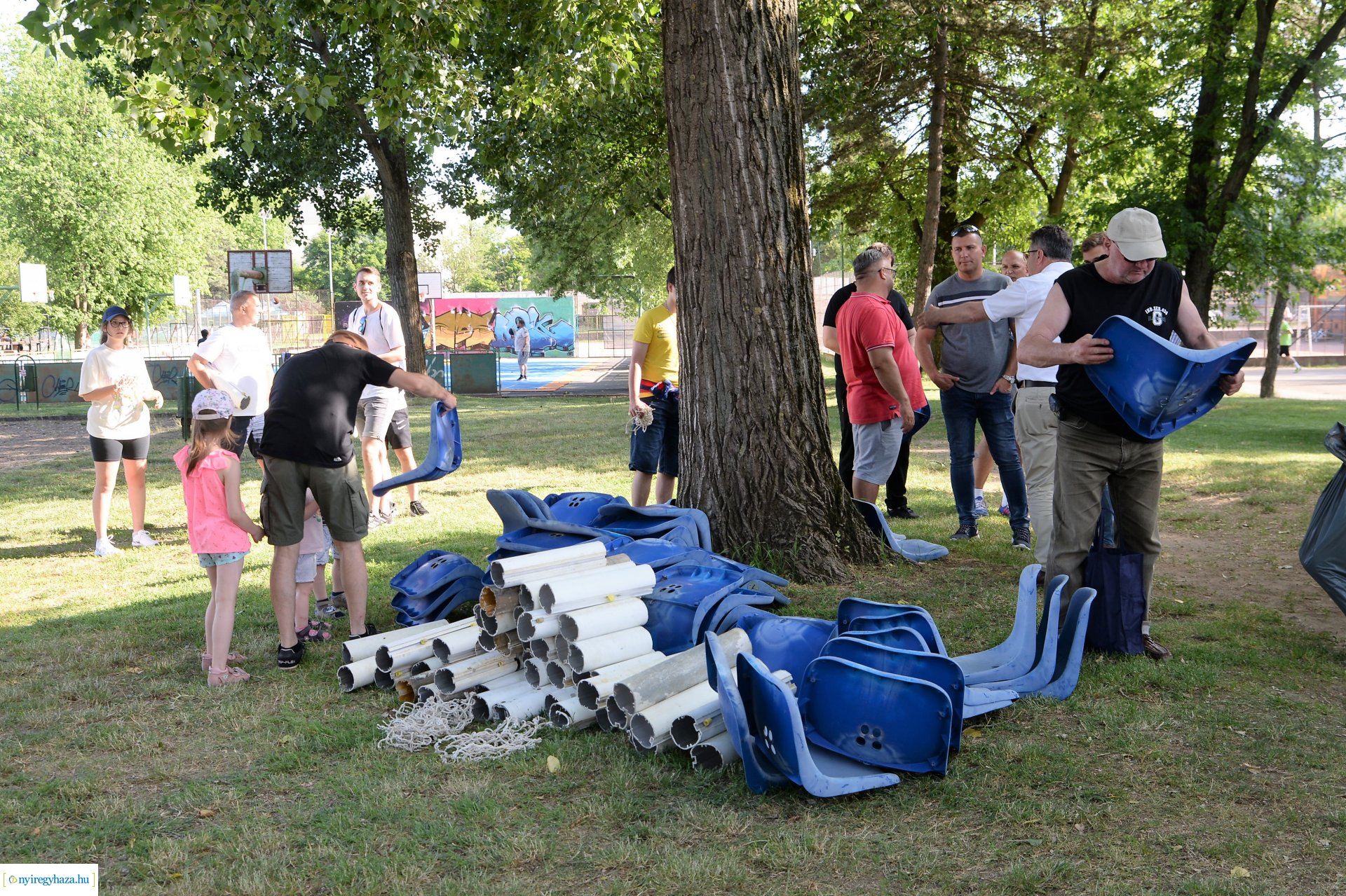 Vidd haza  a stadiont!