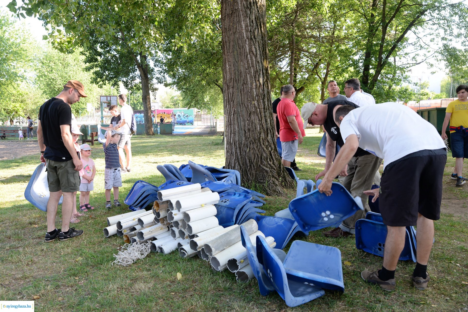 Vidd haza  a stadiont!