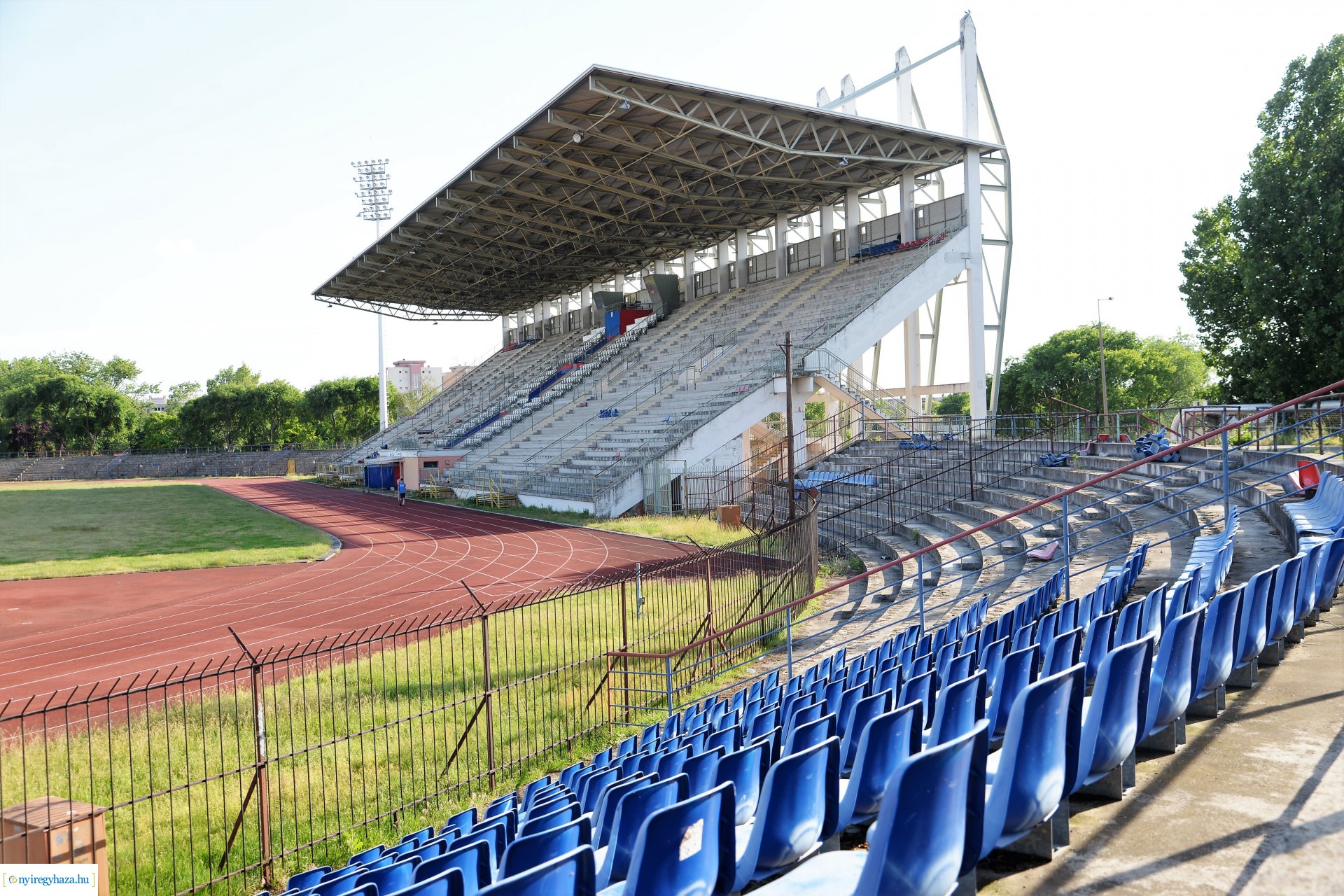 Vidd haza  a stadiont!