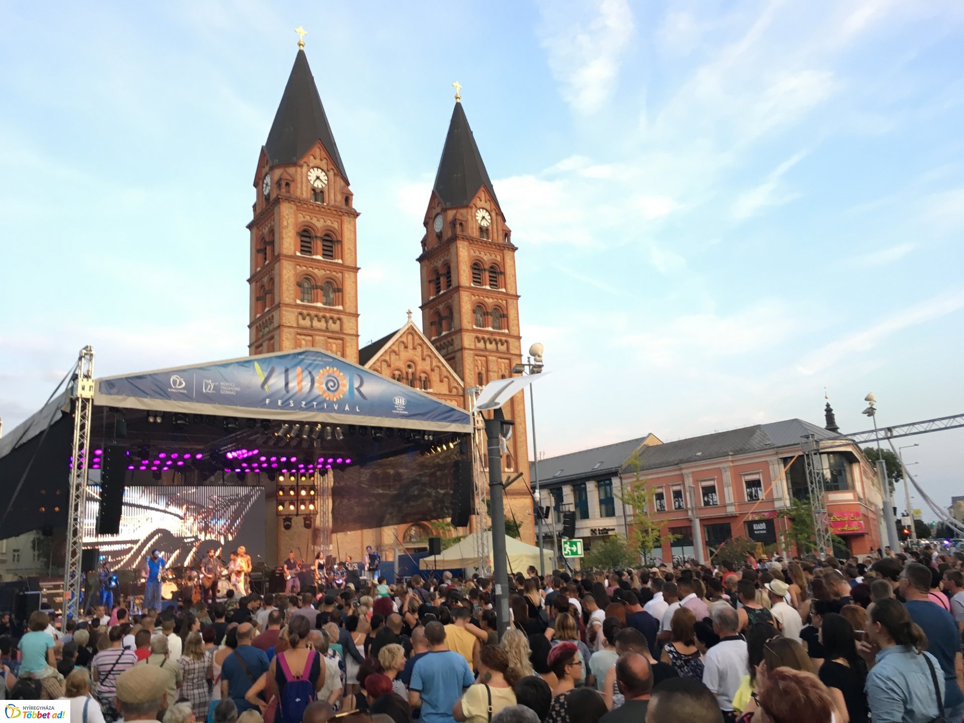 VIDOR 2019 - Parno Graszt