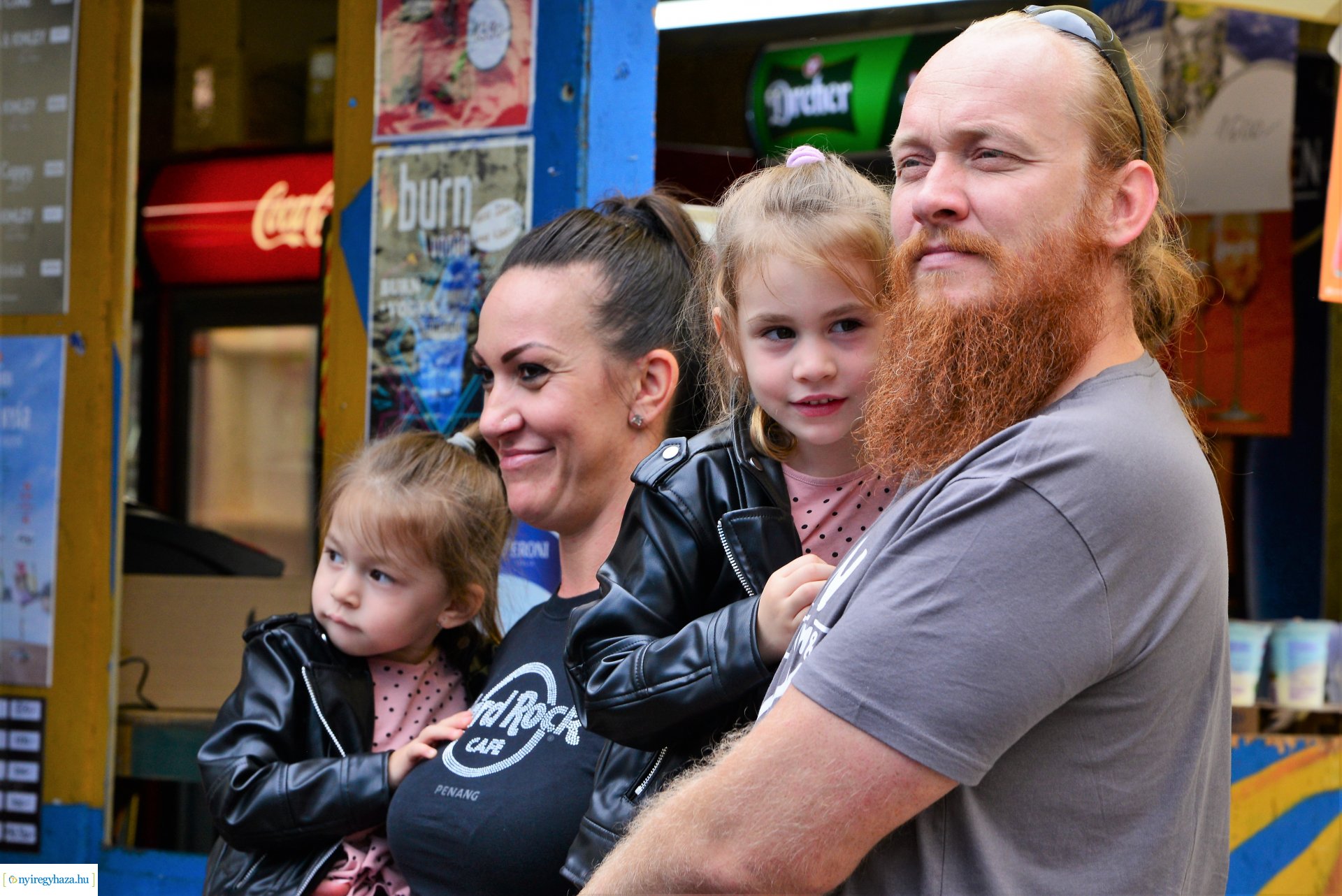 VIDOR hangulat - csütörtök