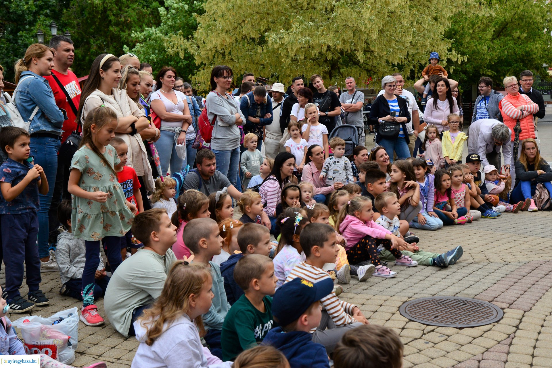 VIDOR hangulat - csütörtök