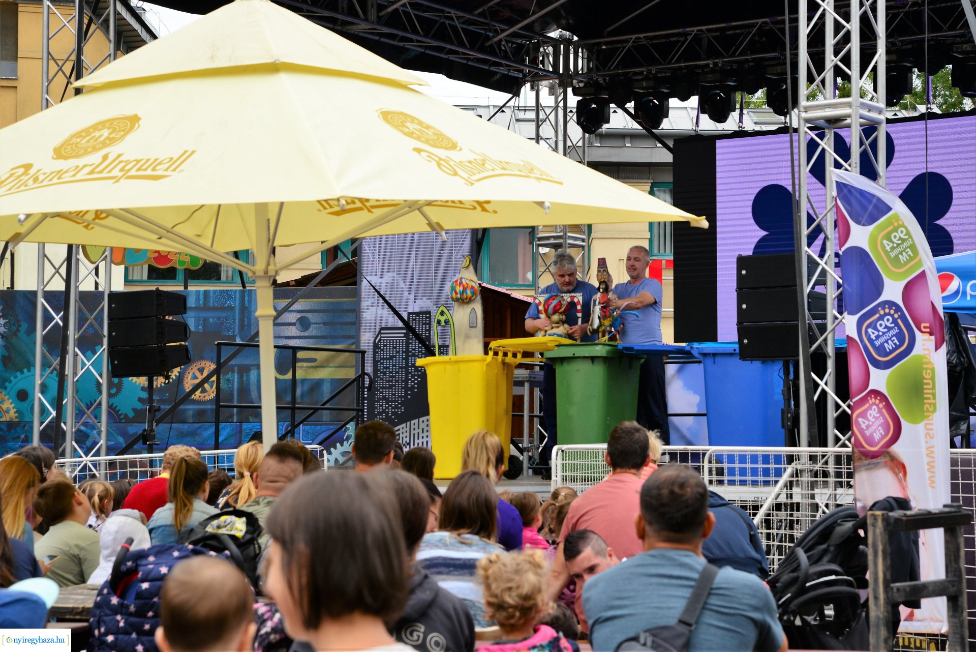 VIDOR hangulat - csütörtök