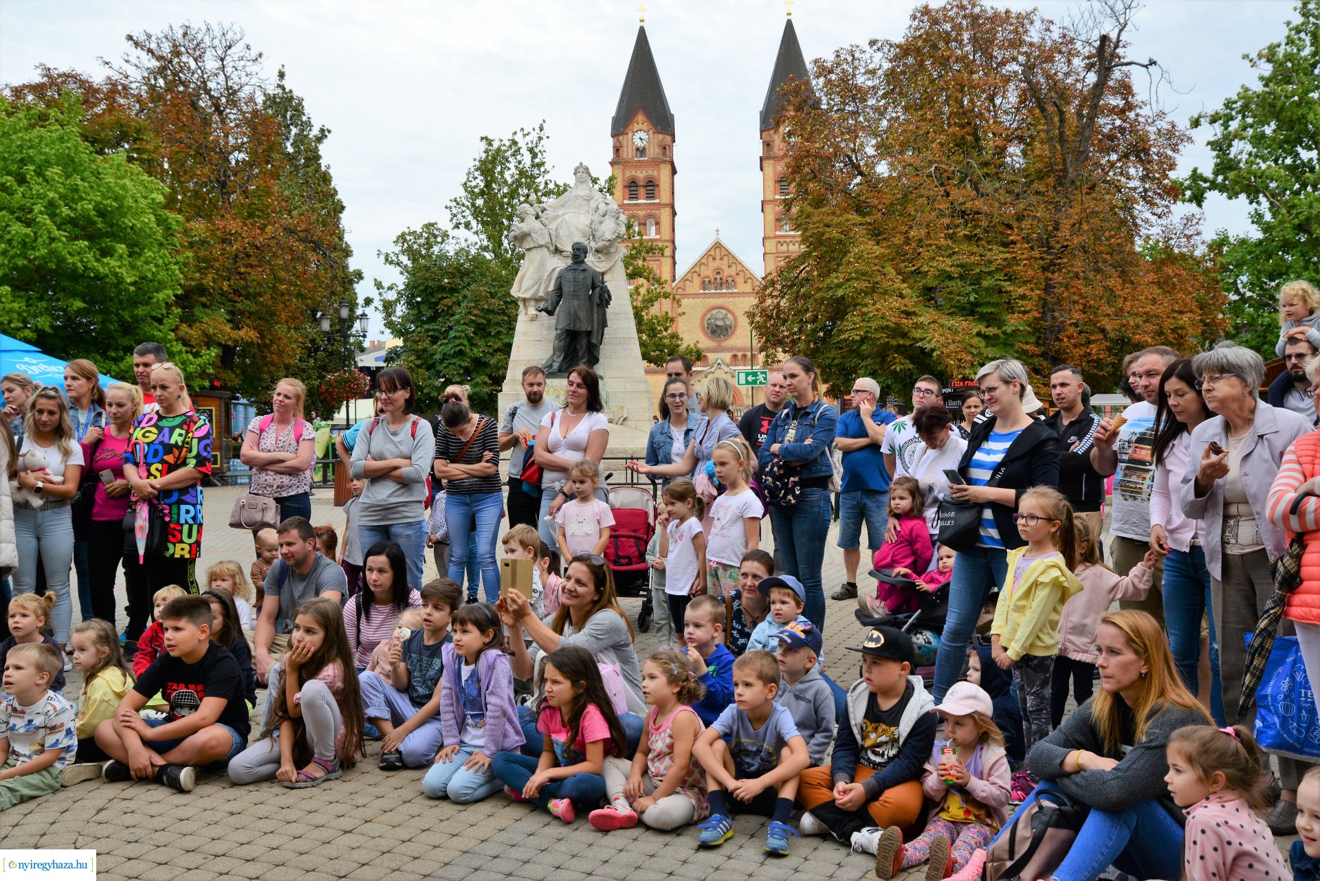 VIDOR hangulat - csütörtök
